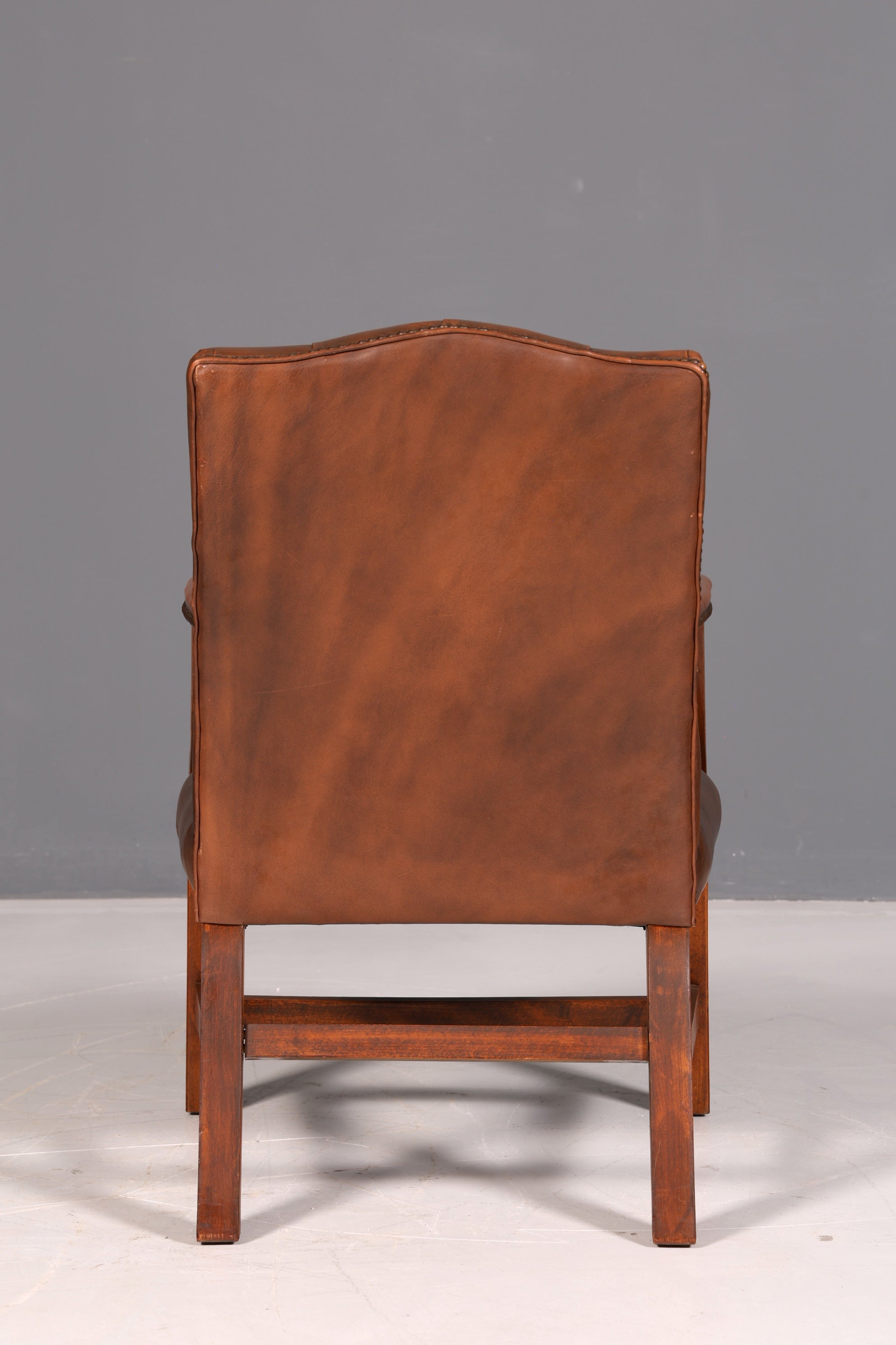 Wunderschöner Original Chesterfield Armlehnstuhl Braun Echt Leder Englisch Herrensessel Schreibtischstuhl Sekretär Stuhl Bürostuhl Antik 2 von 2