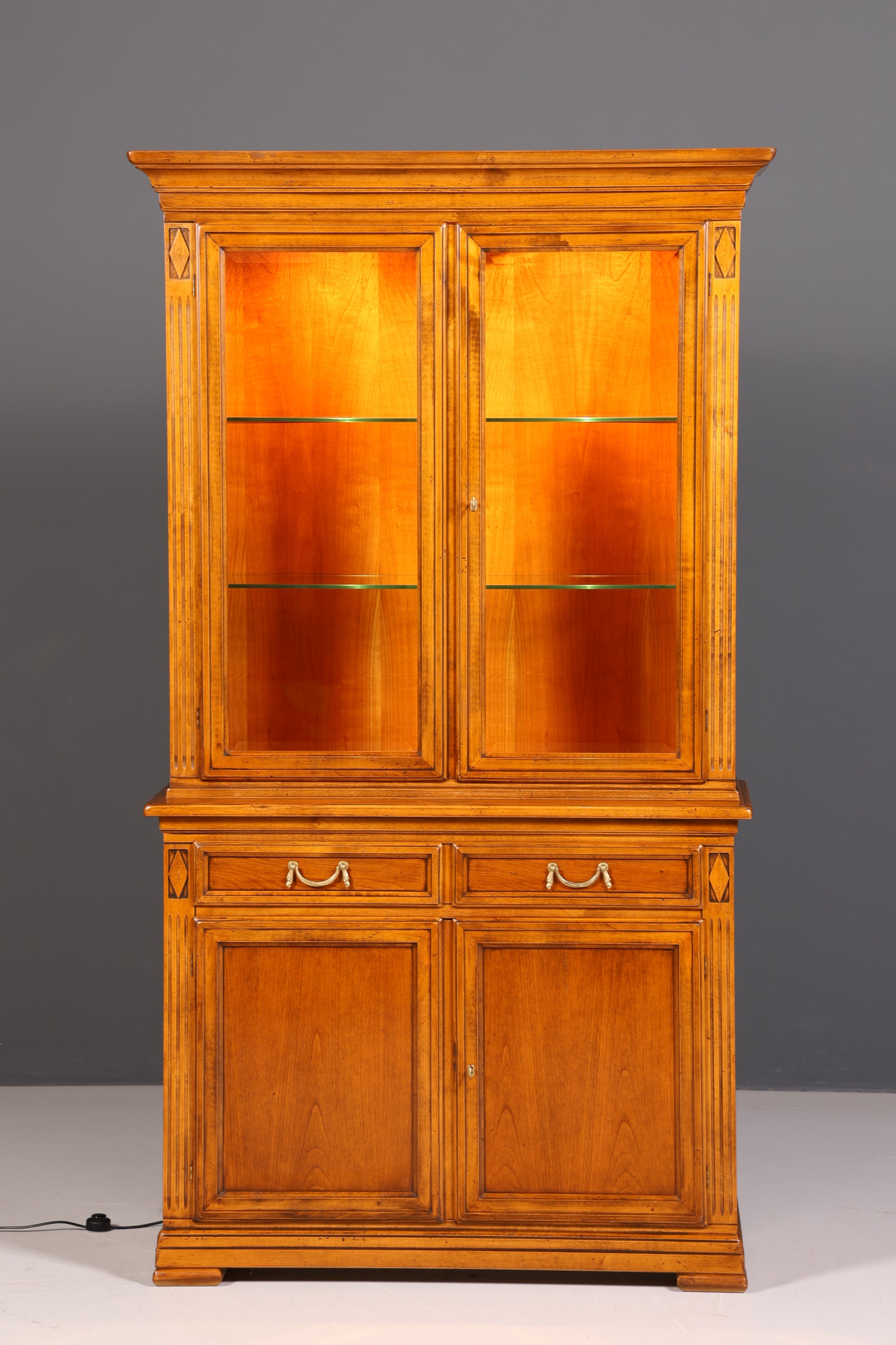 Traumhafte Original Selva Vitrine Antik Stil Massivholz Buffet Villa Borghese Schrank Bibliothek