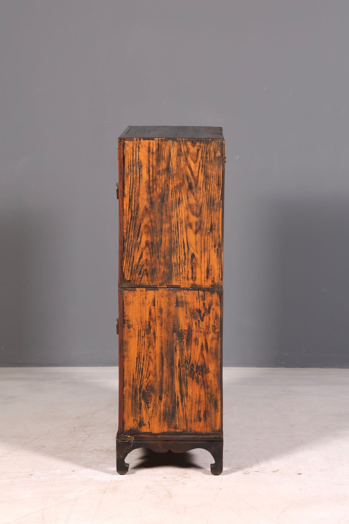 Wunderschöner Asiatischer Schrank Kabinettschrank Antik Kommode Messing echt Holz Vertiko