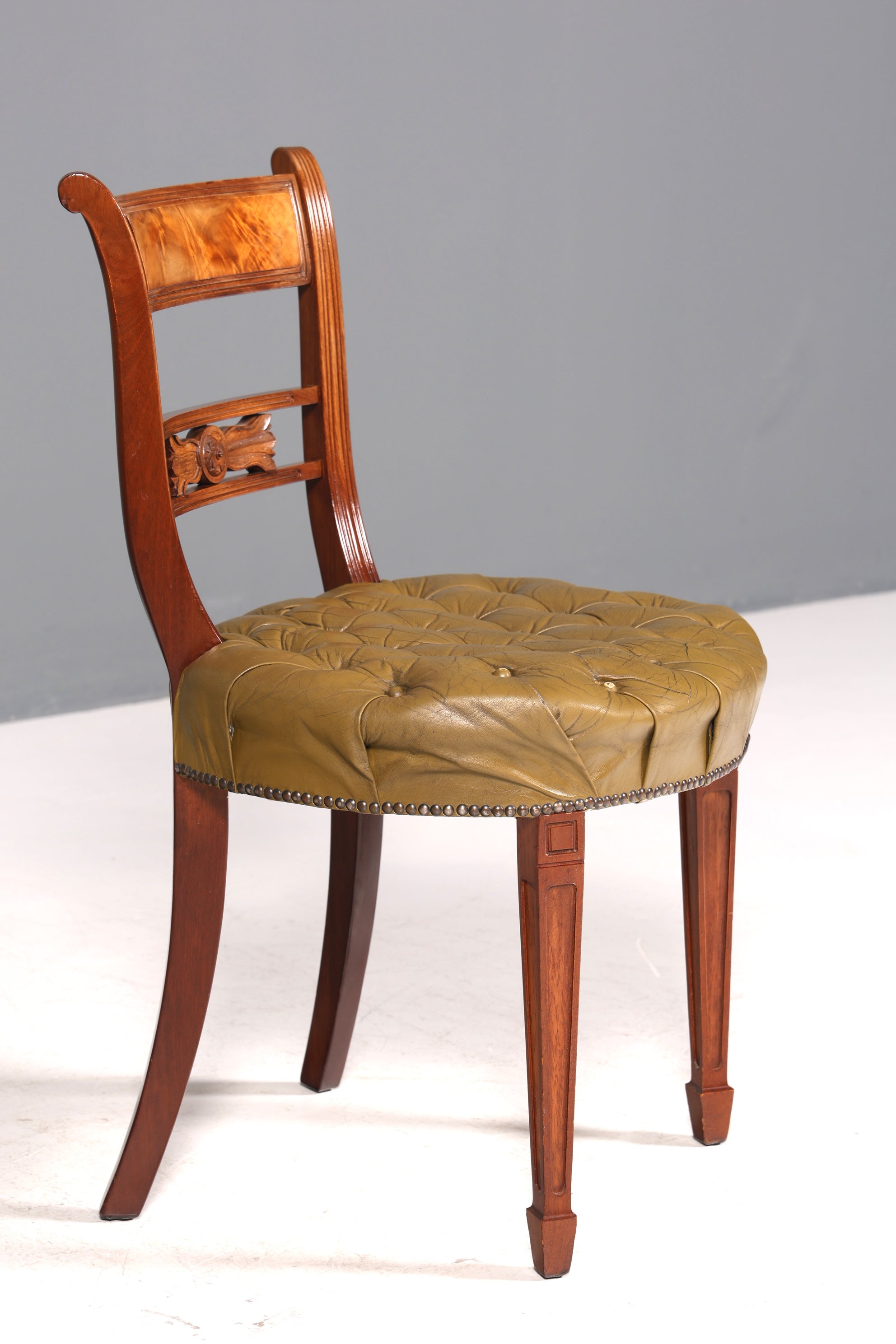 Magnifique fauteuil Chesterfield, chaise secrétaire Anno Dom, chaise de cuisine anglaise en cuir véritable, 4 sur 4