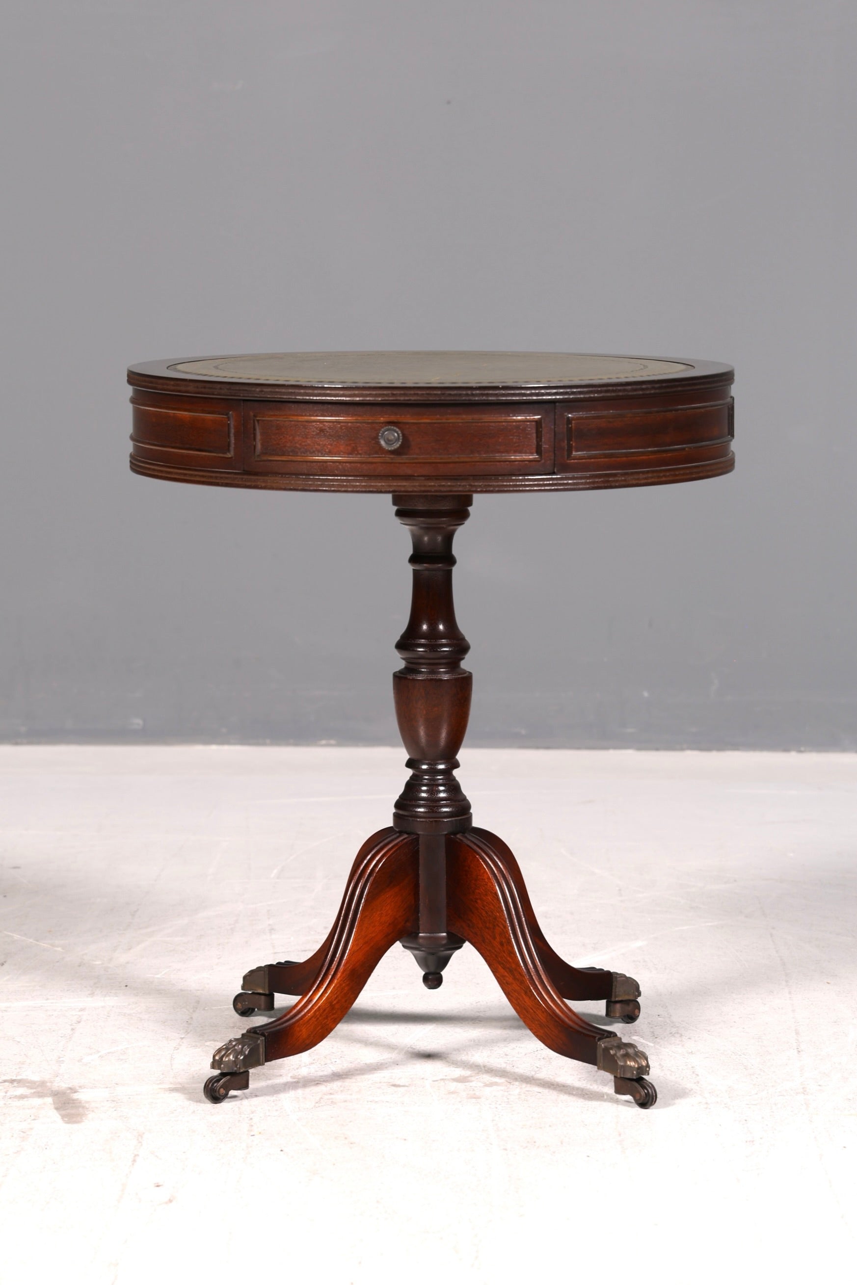 Edler Englischer Trommeltisch Mahagoni Beistelltisch Drum Table mit grüner Lederauflage Antik Vintage