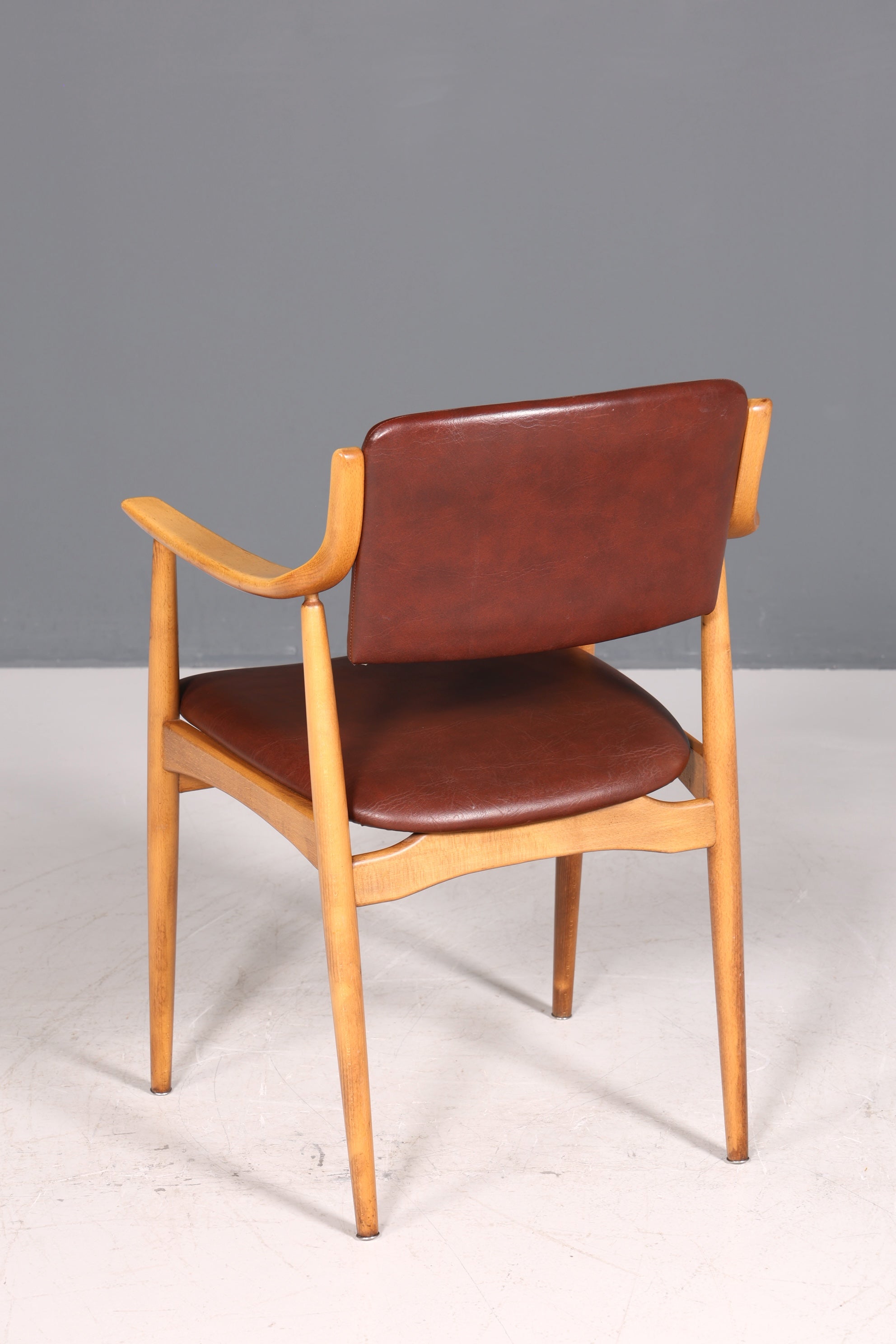 Chaise élégante du milieu du siècle, chaise de secrétaire rétro, chaise de cuisine design danois, chaise de salle à manger