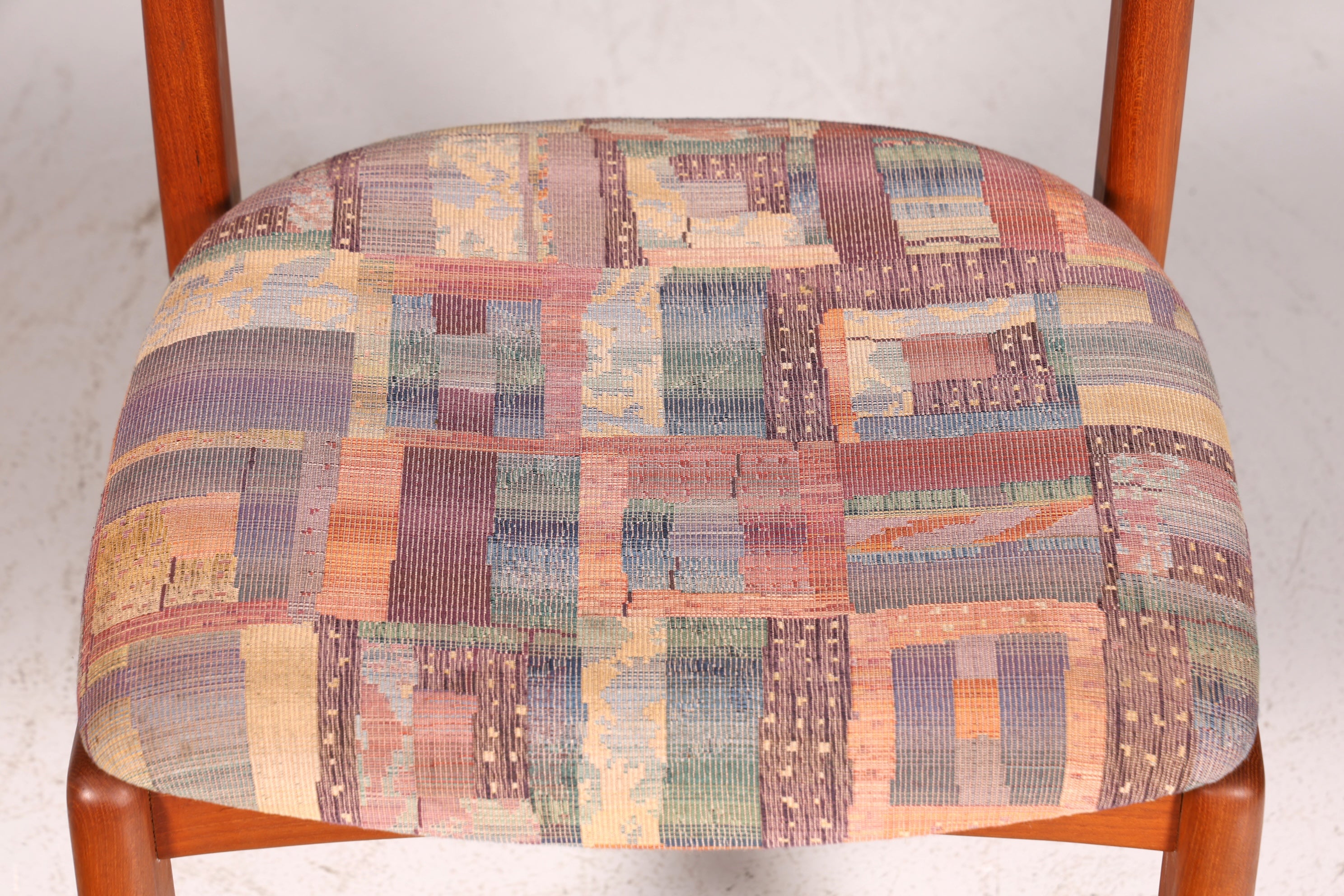 Chaise simple de style Mid-Century, chaise de salle à manger rétro, chaise de cuisine design danois, chaise de secrétaire en teck, 1 sur 2