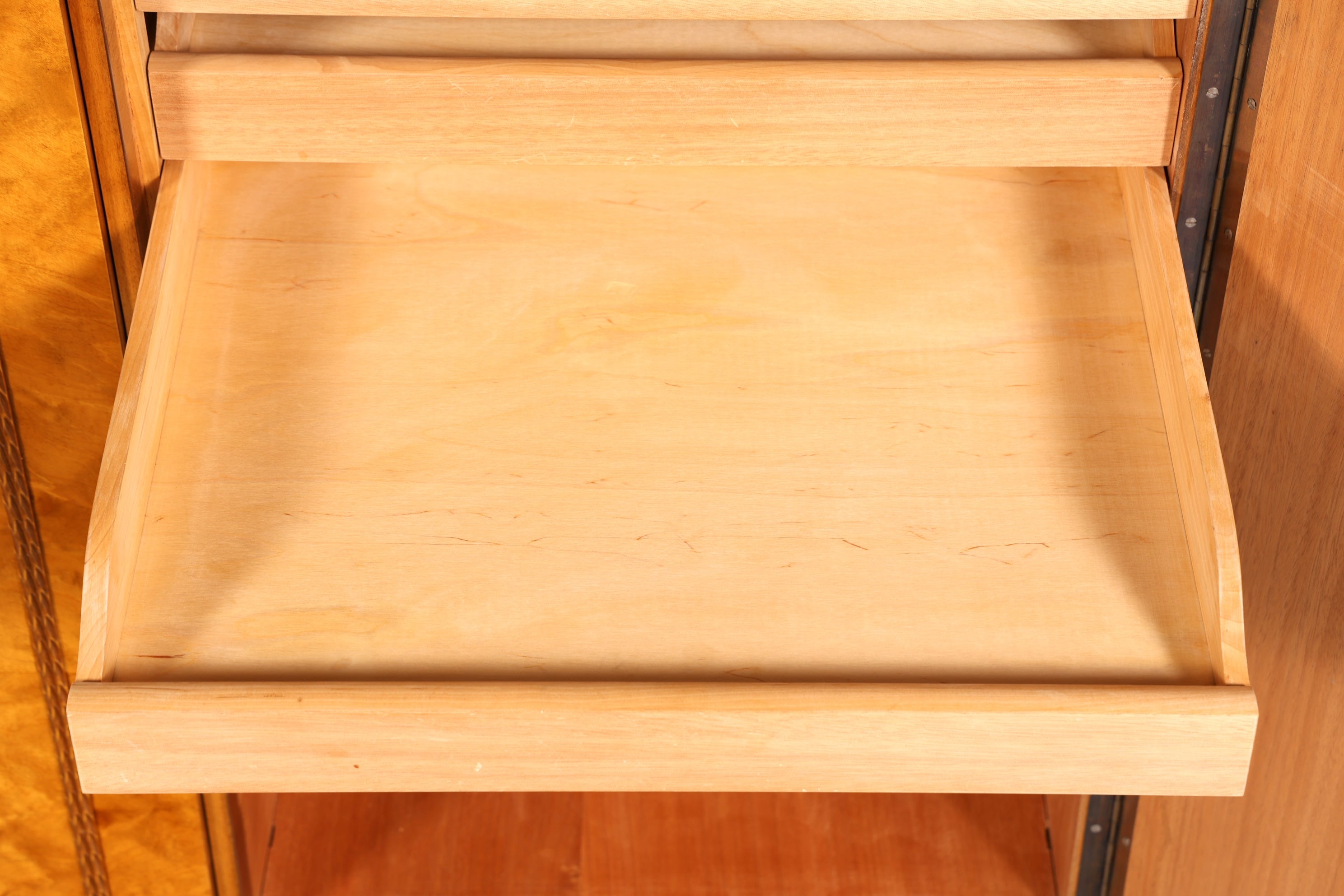 Élégant meuble de style Chippendale, style baroque, vertiko, haut-meuble, antiquité des années 1950/60, commode, classeur, armoire à linge