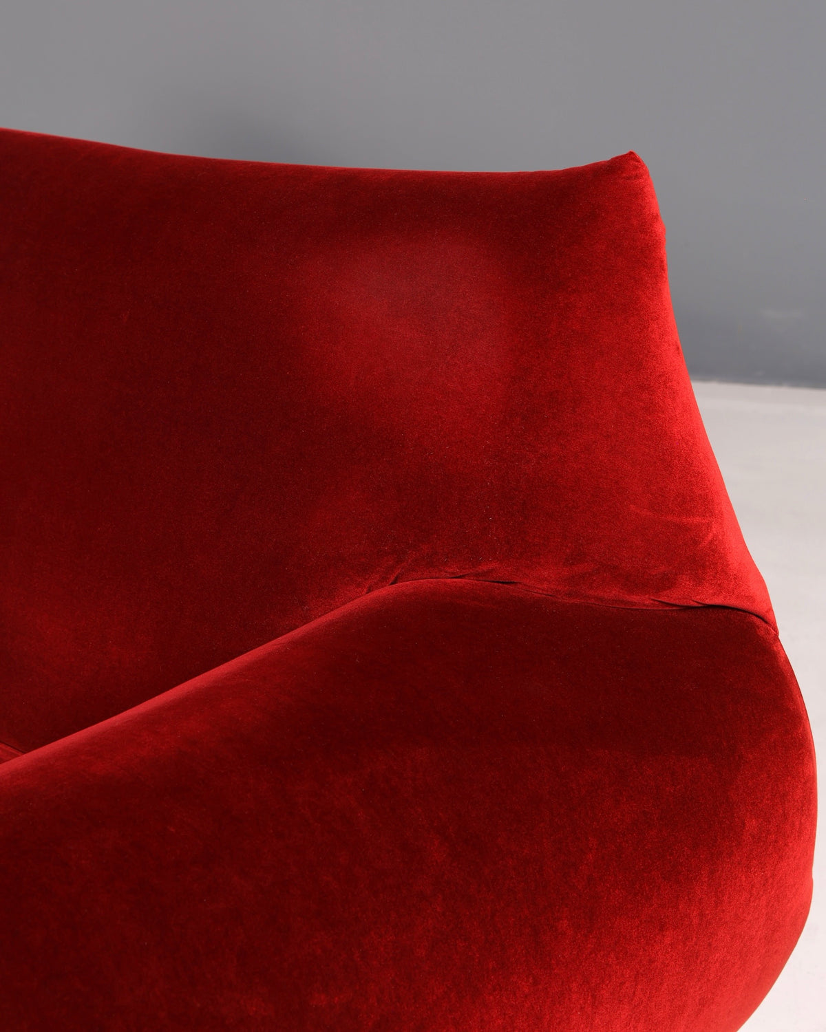 Opulentes Bretz Gaudi Rotes Samtsofa Designer Couch 3-Sitzer Sofa Barock Bordeaux Samt