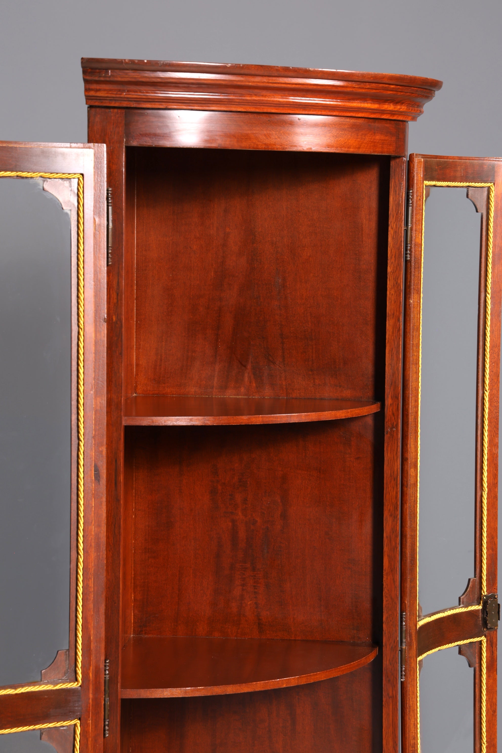 Wunderschöne Original Selva Eckvitrine Antik Stil Vitrine Schrank Geschirrschrank Glasvitrine Eckschrank 2 von 2