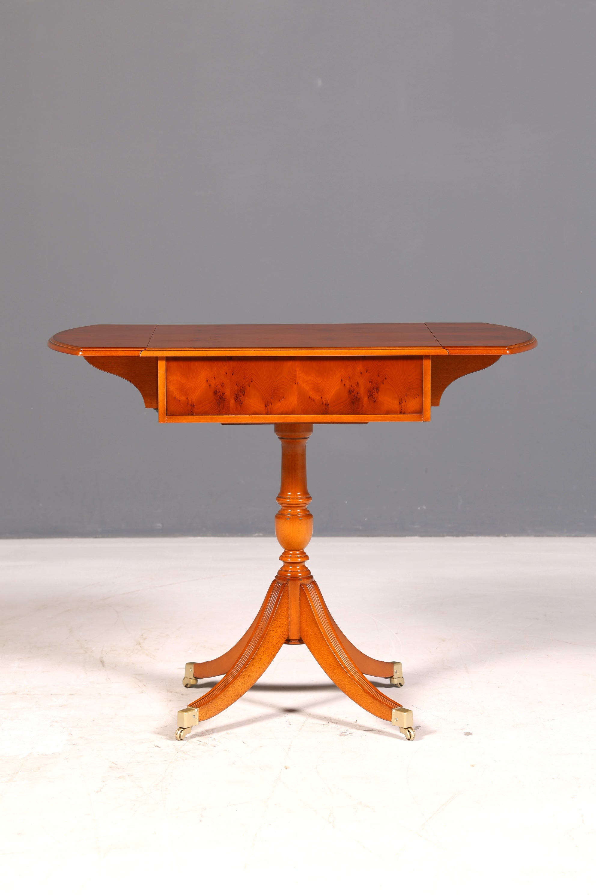 Traumhafter Original Heldense Beistelltisch Eibe Holz Klapptisch Ablagetisch Kommode Telefontisch