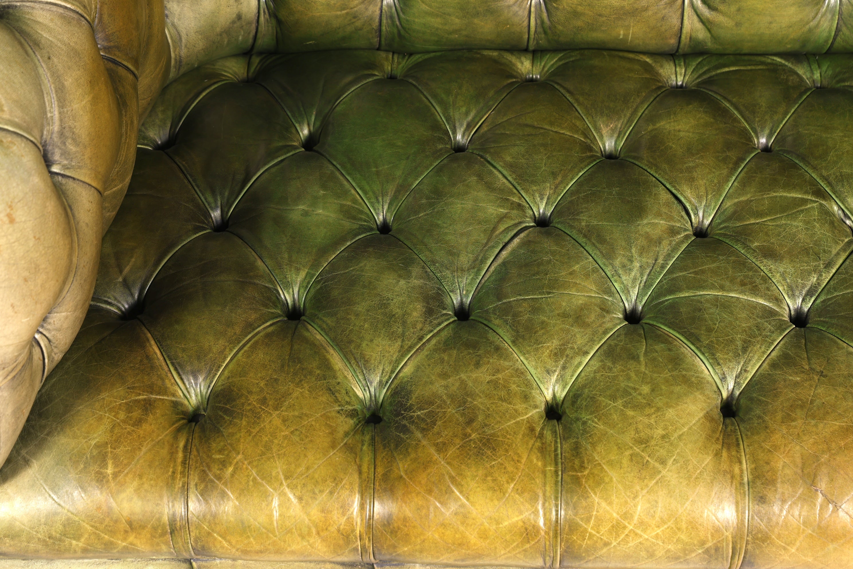 Magnifique canapé Chesterfield original 2 places, vert anglais, cuir véritable, canapé 2 places