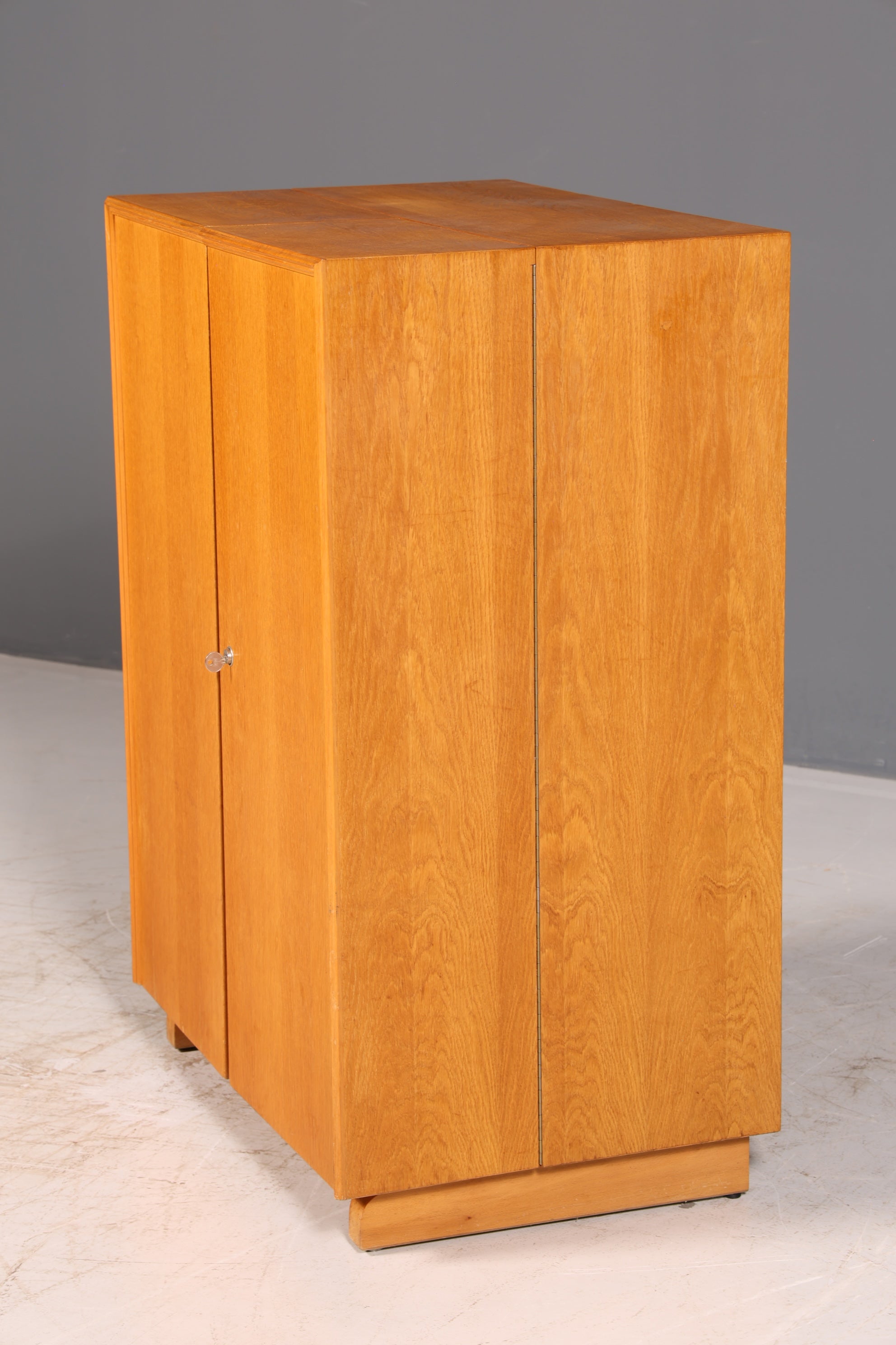 Seltener Magic Box Sekretär Mid Century Schreibkommode Büro Schrank Schweiz Designklassiker Vintage
