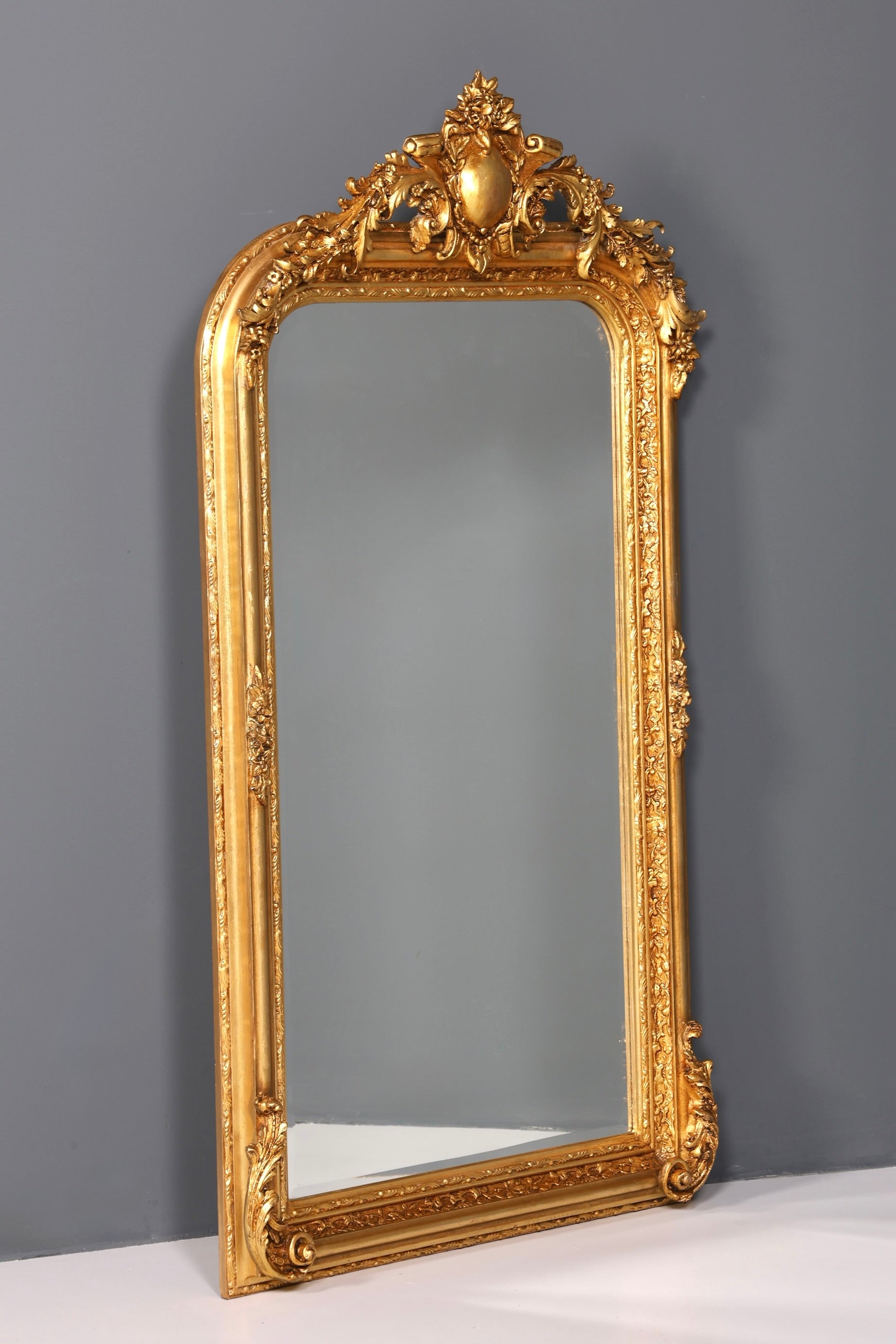 Stilvoller Prunk Barock Stil Wandspiegel Ornamenten Gold Spiegel Flurspiegel Spiegel