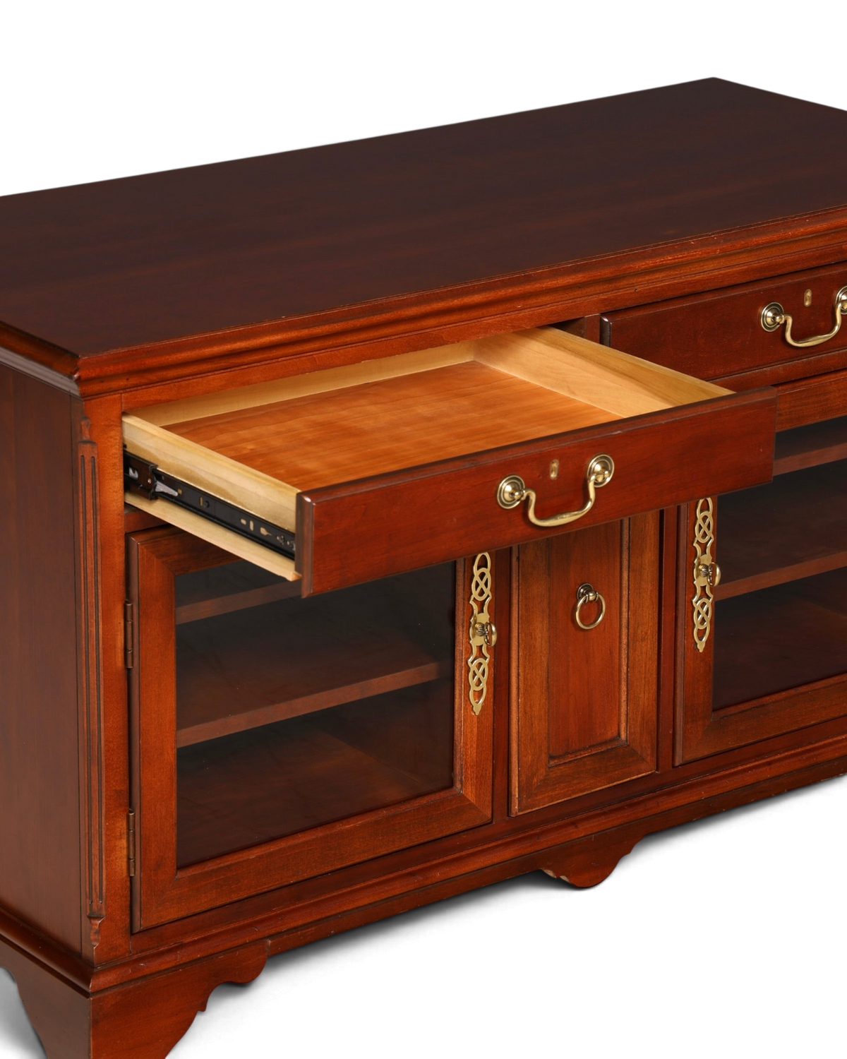 Hauptstadt Möblerei H868 Sideboard aus dunklem Holz mit offener Schublade und Messingbeschlägen