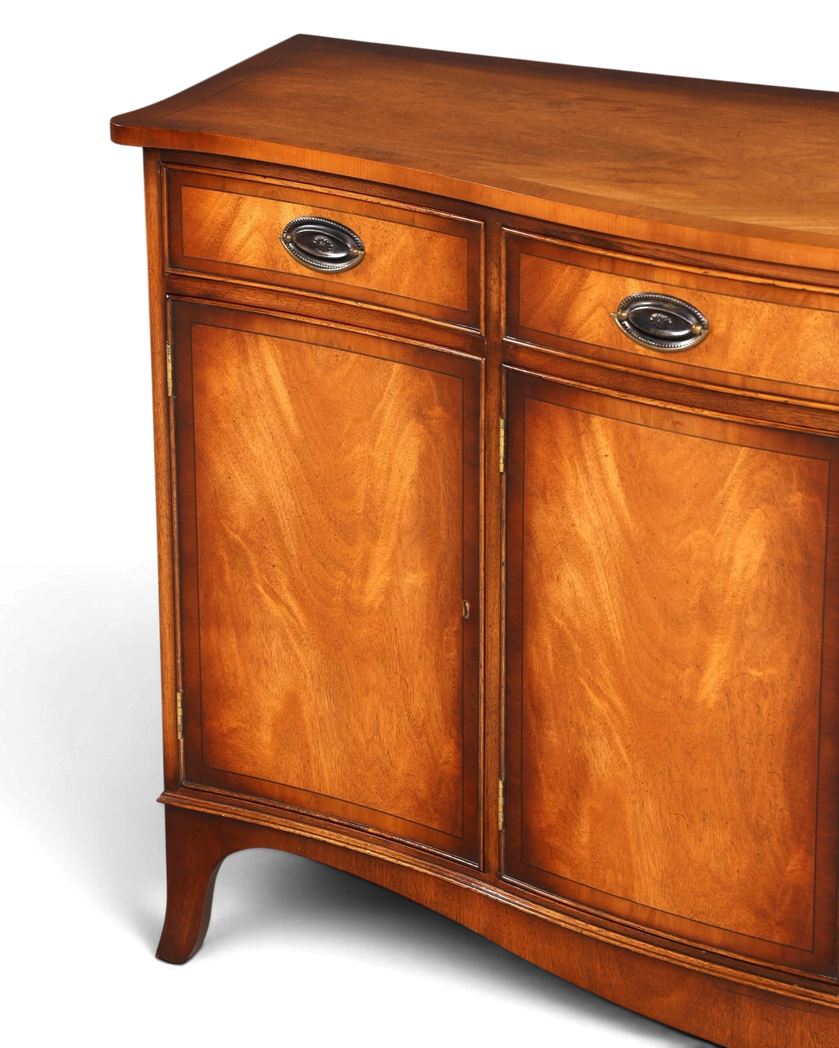 Hauptstadt Möblerei Bevan Funnell Reprodux Sideboard aus massivem Echtholz mit Schubladen und Türen im englischen Stil