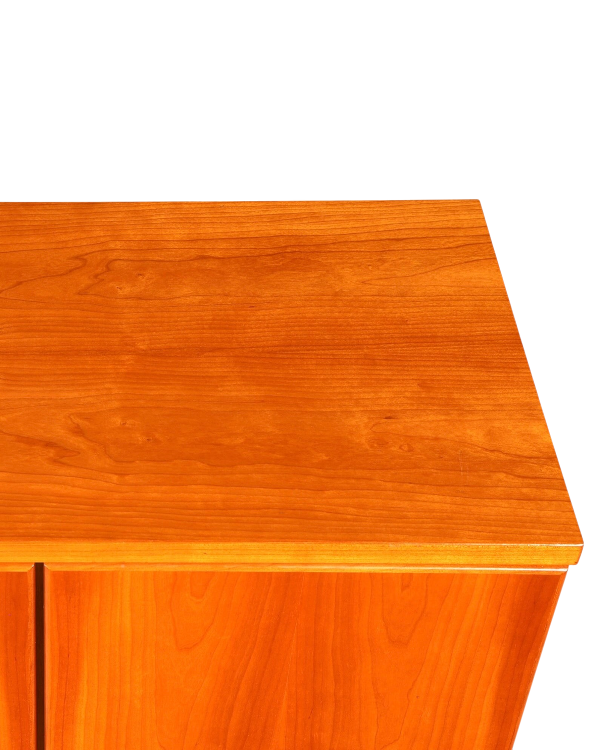 Hauptstadt Möblerei H837 Finish Oberfläche mit warmer, natürlicher Holzmaserung in einem hellen Braunton