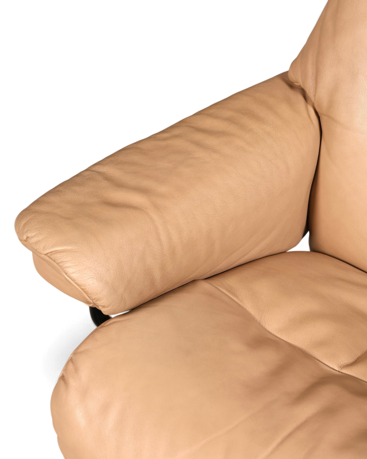 Hauptstadt Möblerei Stressless Sunrise Relaxsessel aus beigem Echtleder mit weicher Polsterung und Armlehne