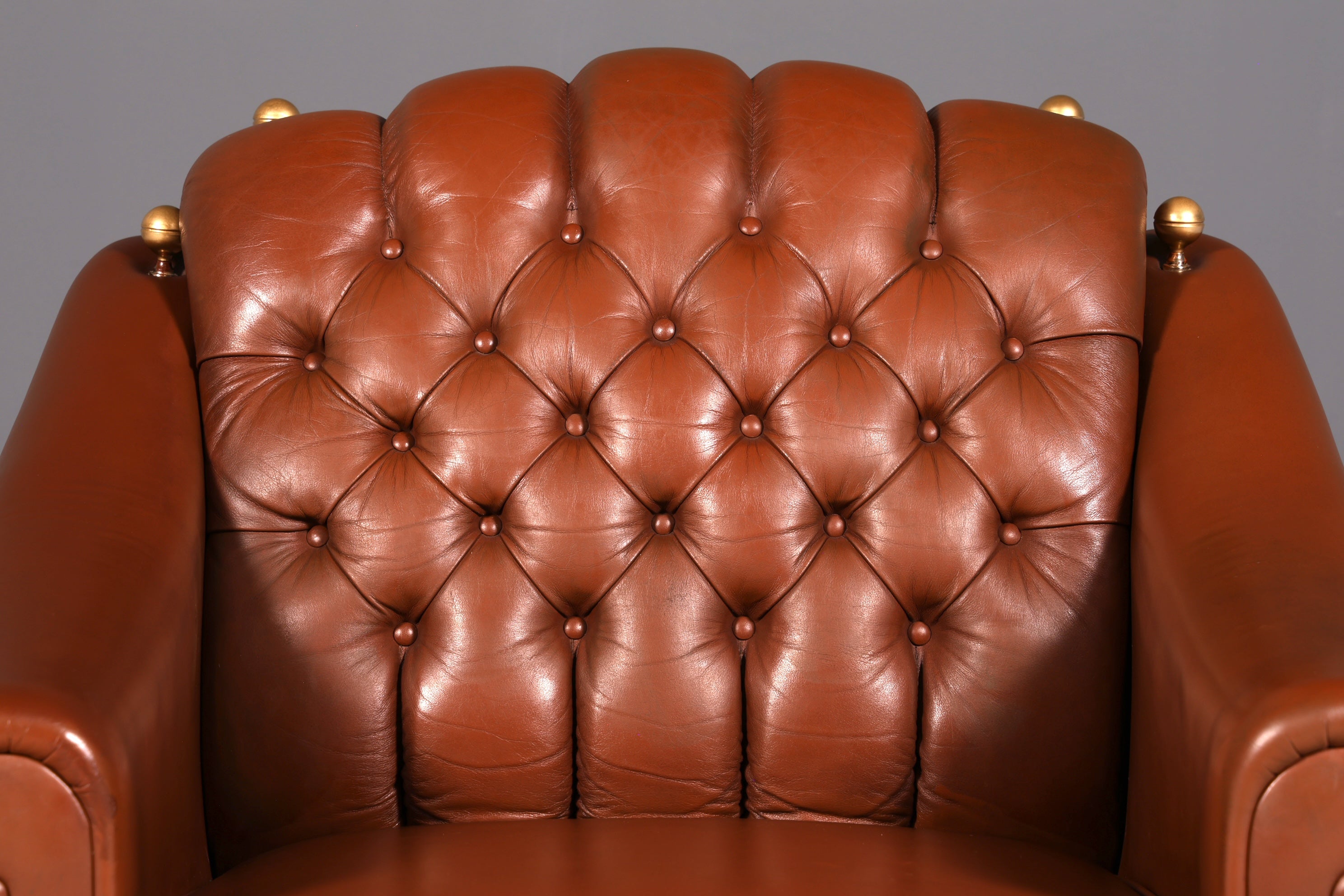 Stilvoller Original Chesterfield Sessel Englischer Armlehnsessel Englisch Herrensessel 2 von 2