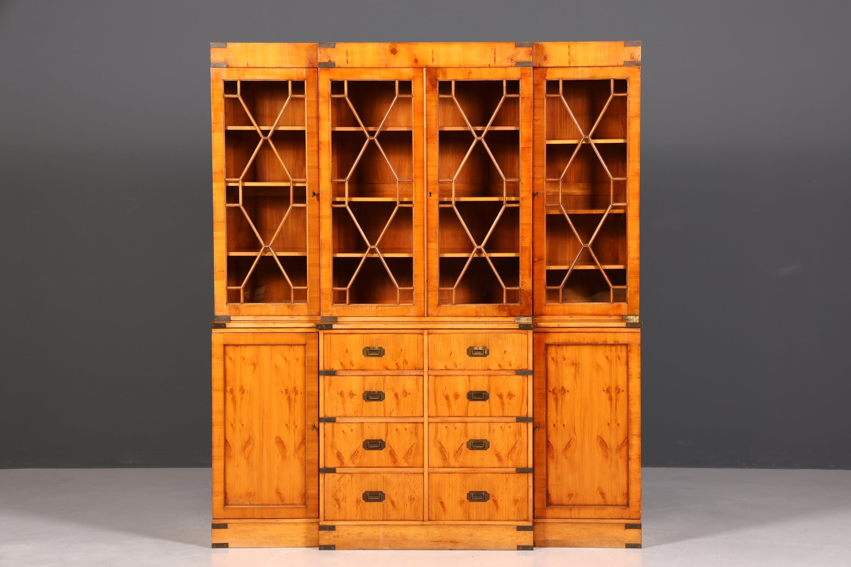 Magnifique vitrine maritime, meuble anglais, bibliothèque en bois véritable, buffet anglais