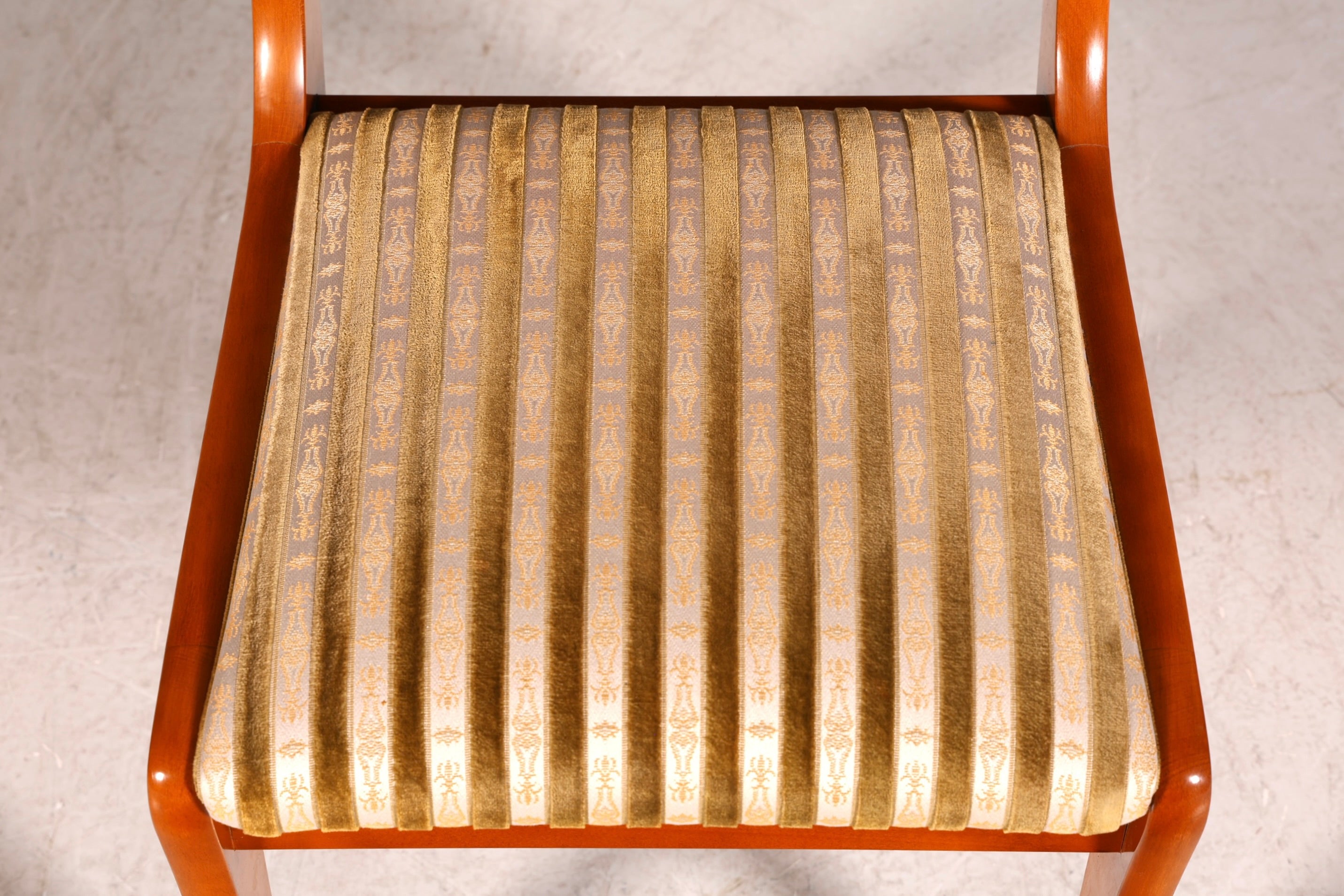 G034 Finish cm 6x Edle Englische Stühle Englisch Dining Chairs Antik 60er Jahre Regency Küchenstühle Stuhlset (Kopie)