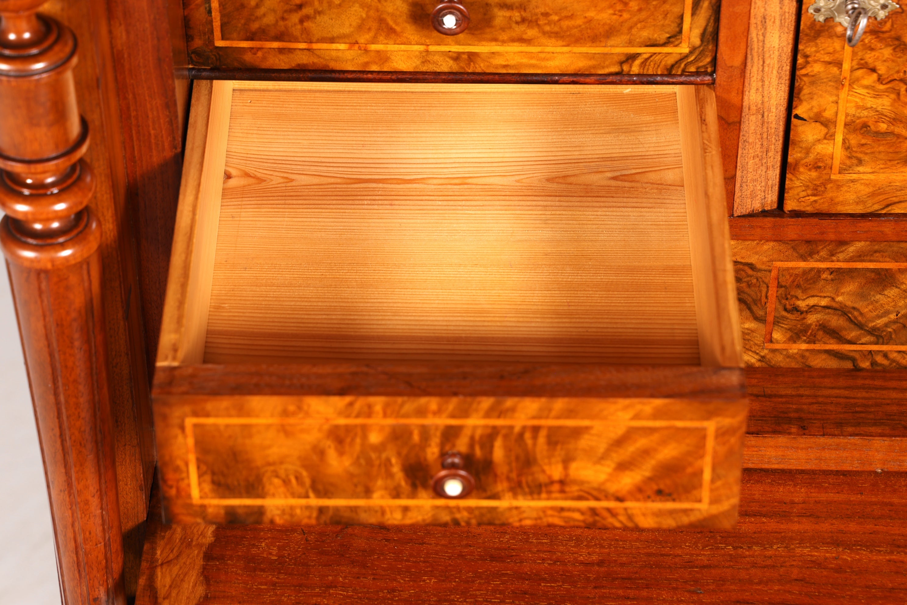 Beau secrétaire Gründerzeit, buffet haut vertiko, commode Louis Philippe, vers 1880