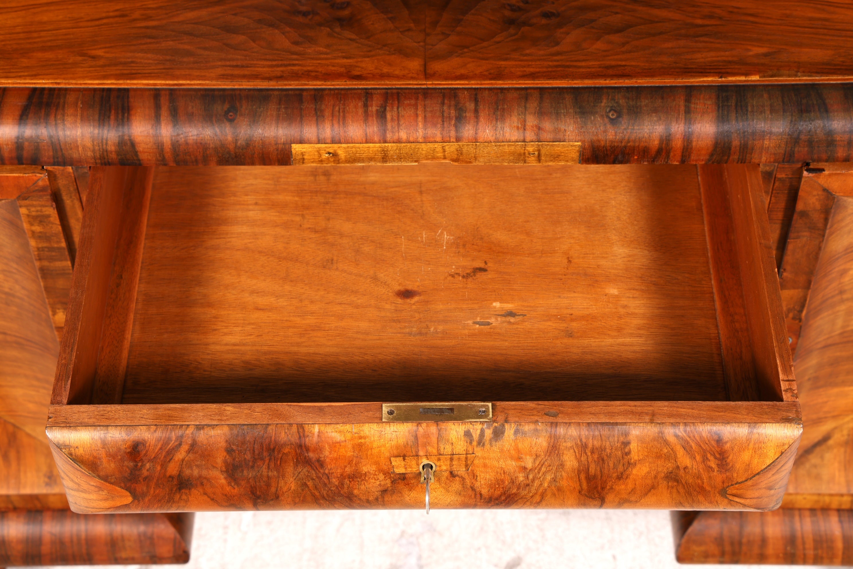 Beeindruckender Original Art Deco Schreibtisch Nussbaum Bürotisch Massivholz Antik Vintage