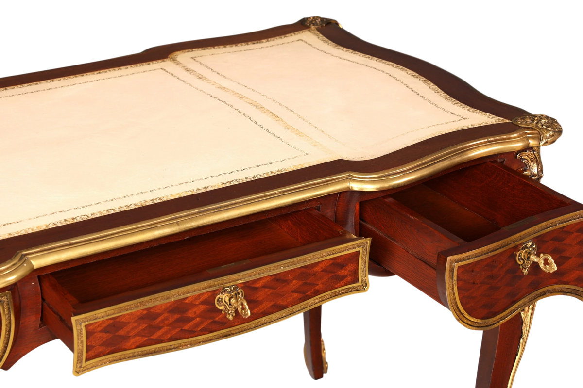 G078 Finish - Louis XV Barock Schreibtisch usw. Messing Zarge, Preis muss ich noch recherchieren