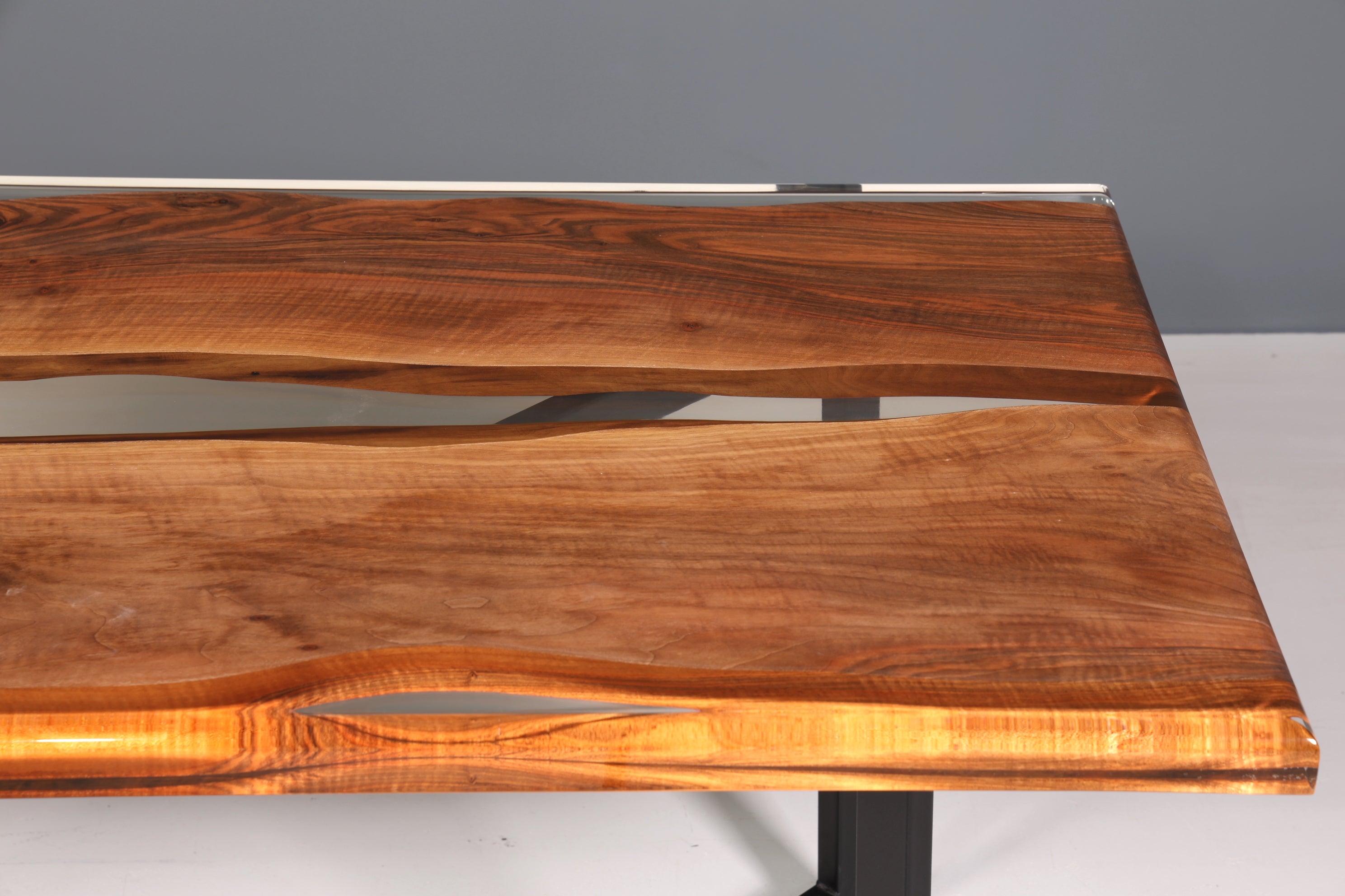 Beeindruckender Epoxidharz Tisch 200-90cm Nussbaum Esszimmer Tisch massiv Holz River Table Küchentisch