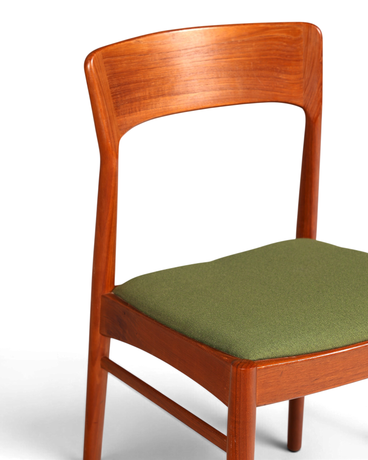 Dänischer Mid Century Esszimmerstuhl Teakholz Henning Kjærnulf Korup Stolefabrik 60er