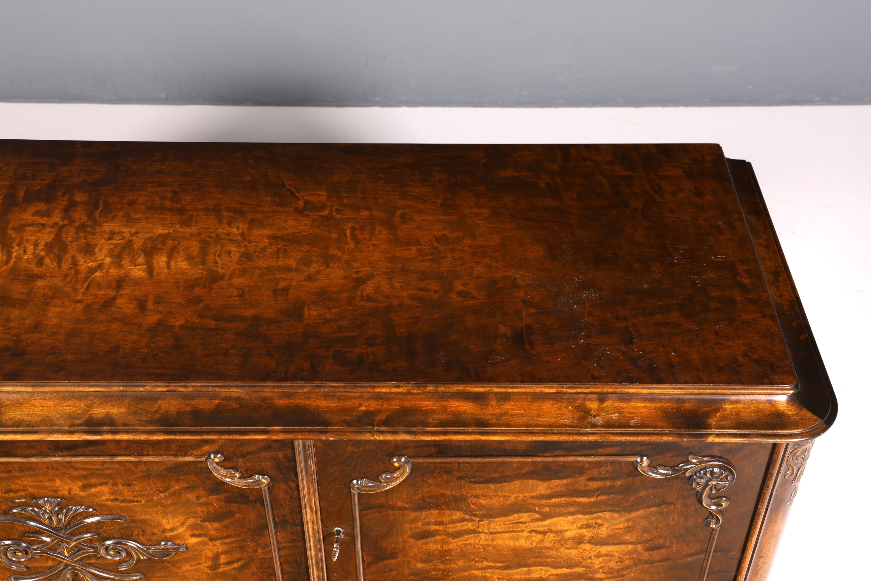 Buffet Chippendale onirique, meuble de style baroque, meuble TV ancien des années 50/60