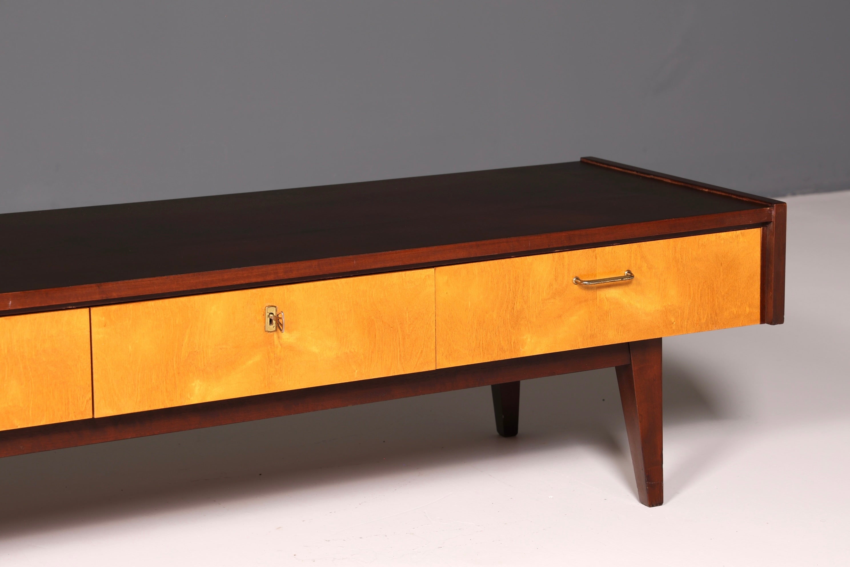 Wunderschönes Mid Century Lowboard Sideboard TV Kommode Longboard Schrank Vintage 60s Holz