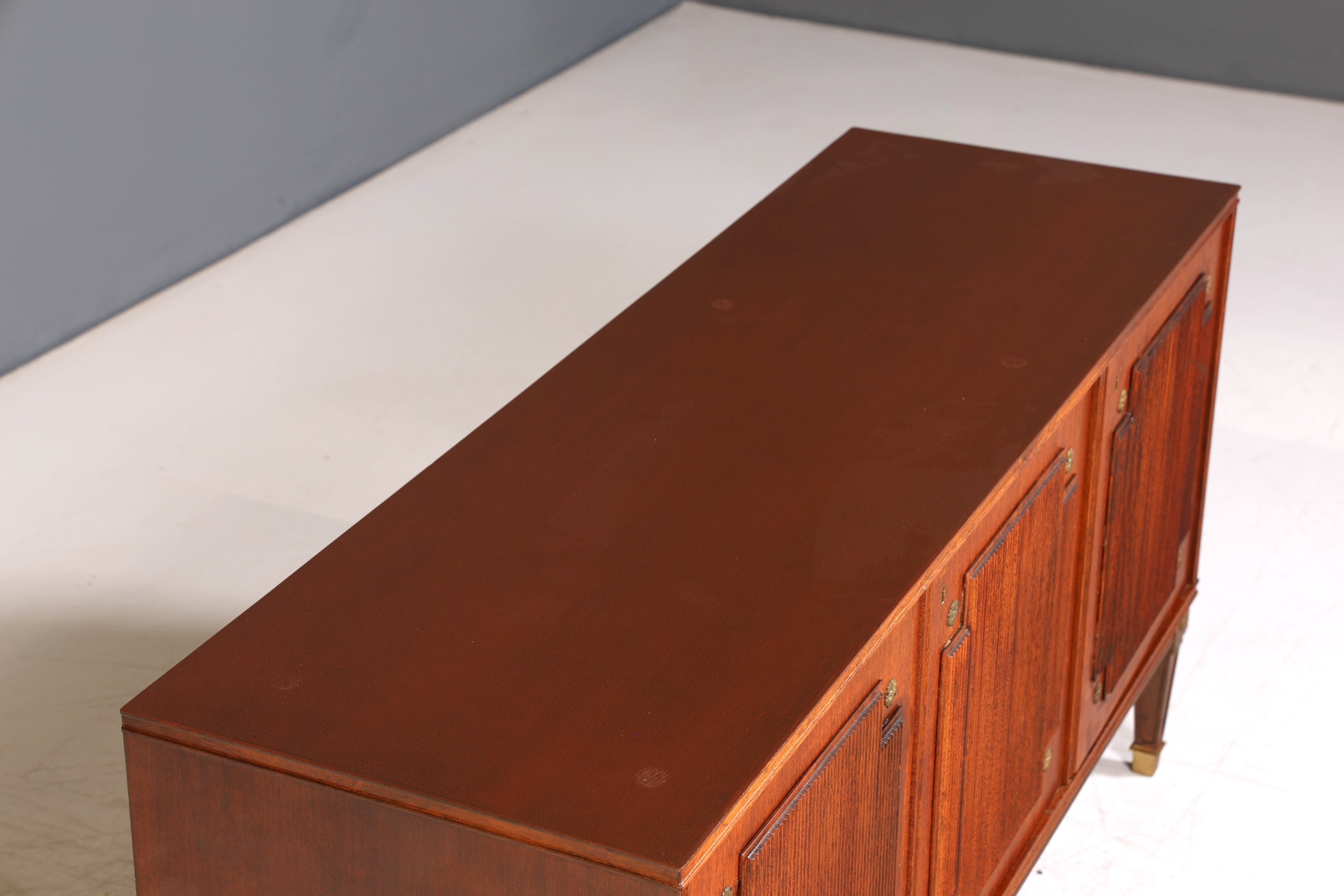 Wunderschönes Englisches Sideboard Mahagoni Schrank Antik 60s Buffetschrank TV Sideboard