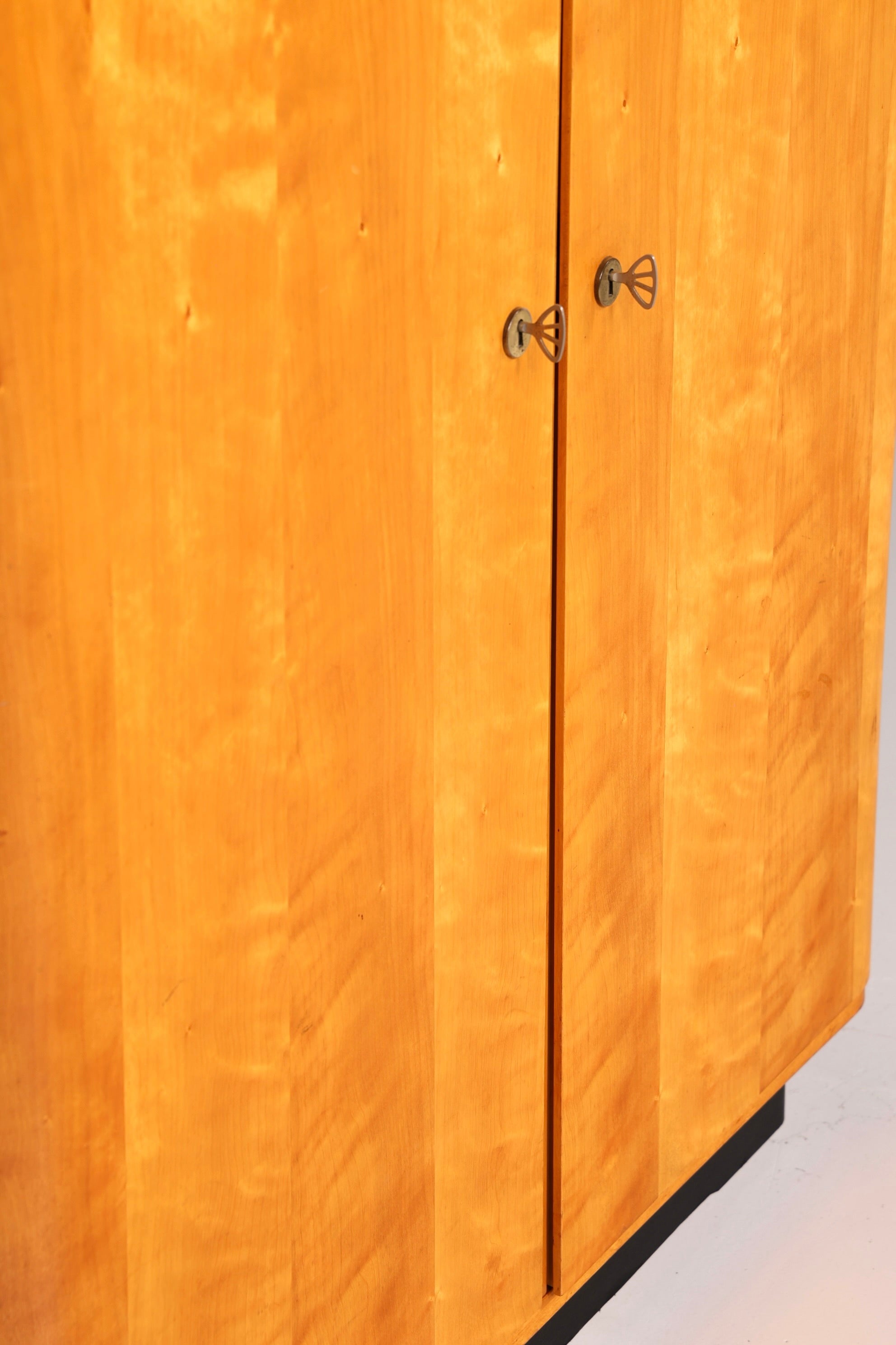 Magnifique armoire du milieu du siècle des années 60, armoire à linge, meuble à dossiers, commode vintage en bois