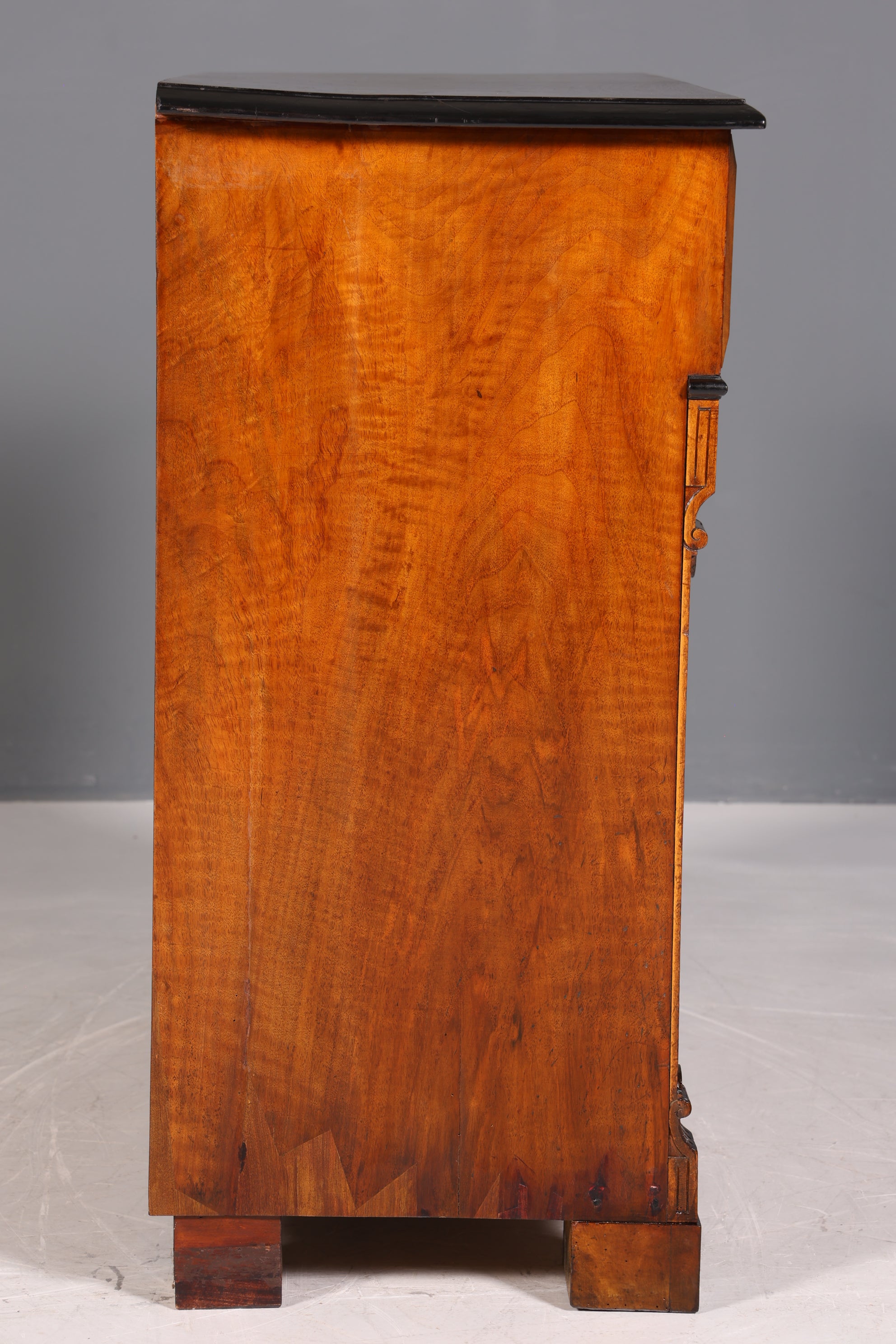Belle commode Gründerzeit, commode antique Art Nouveau vertiko