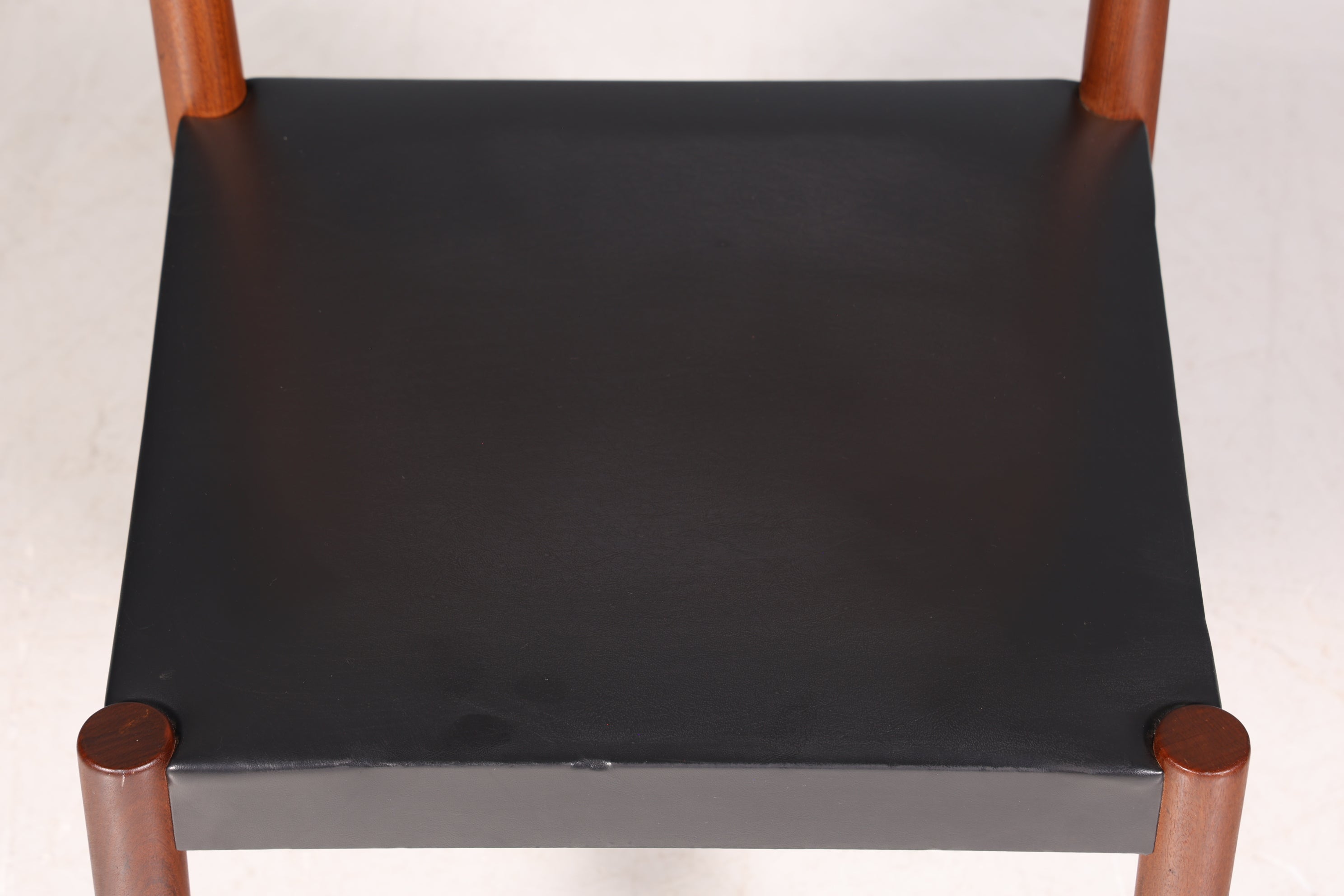 Chaise simple de style mid-century, palissandre, chaise secrétaire rétro, cuir véritable, chaise de cuisine design danois, 2 sur 2