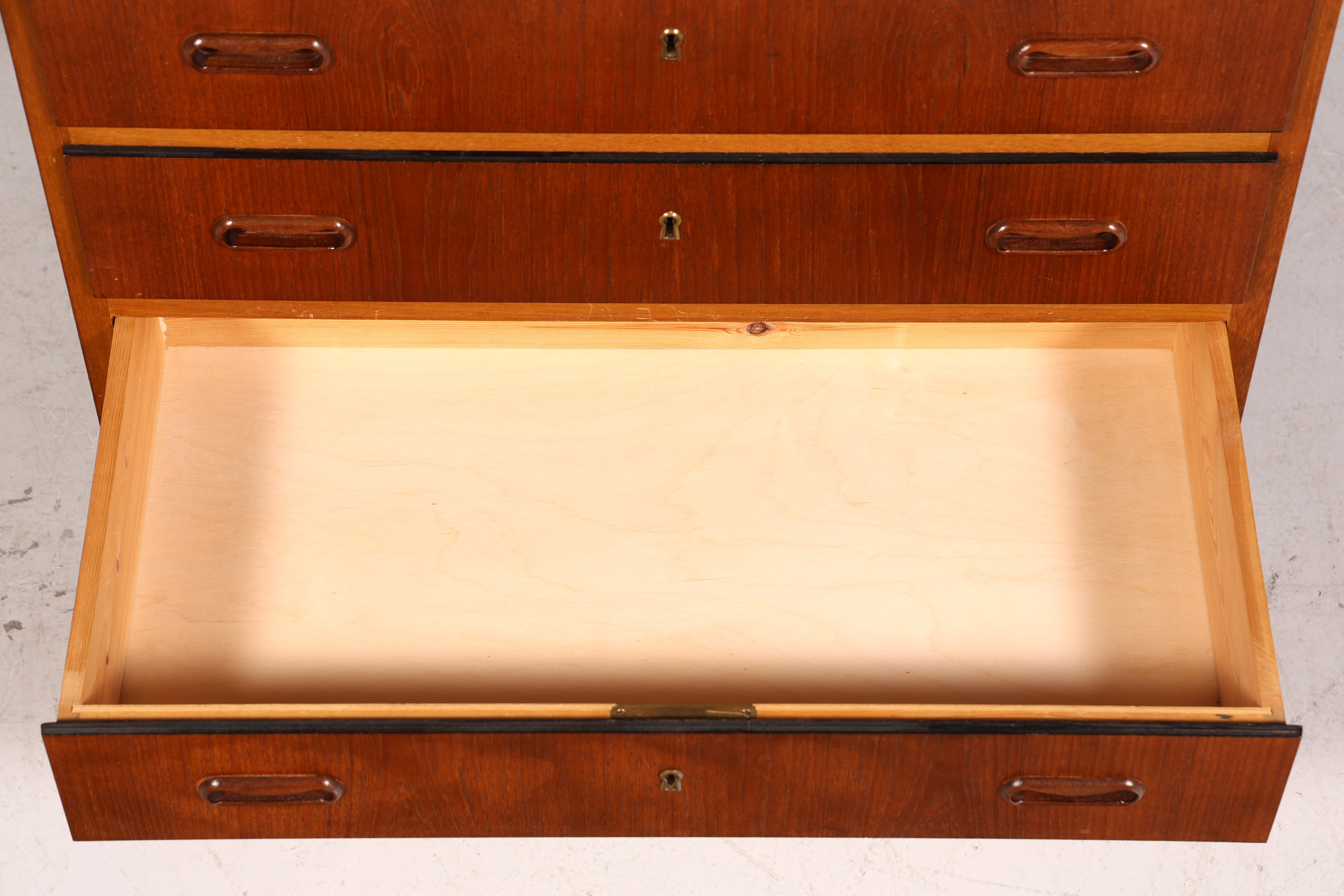 Commode de rêve de style mid-century, design danois, buffet en bois de teck, commode vintage