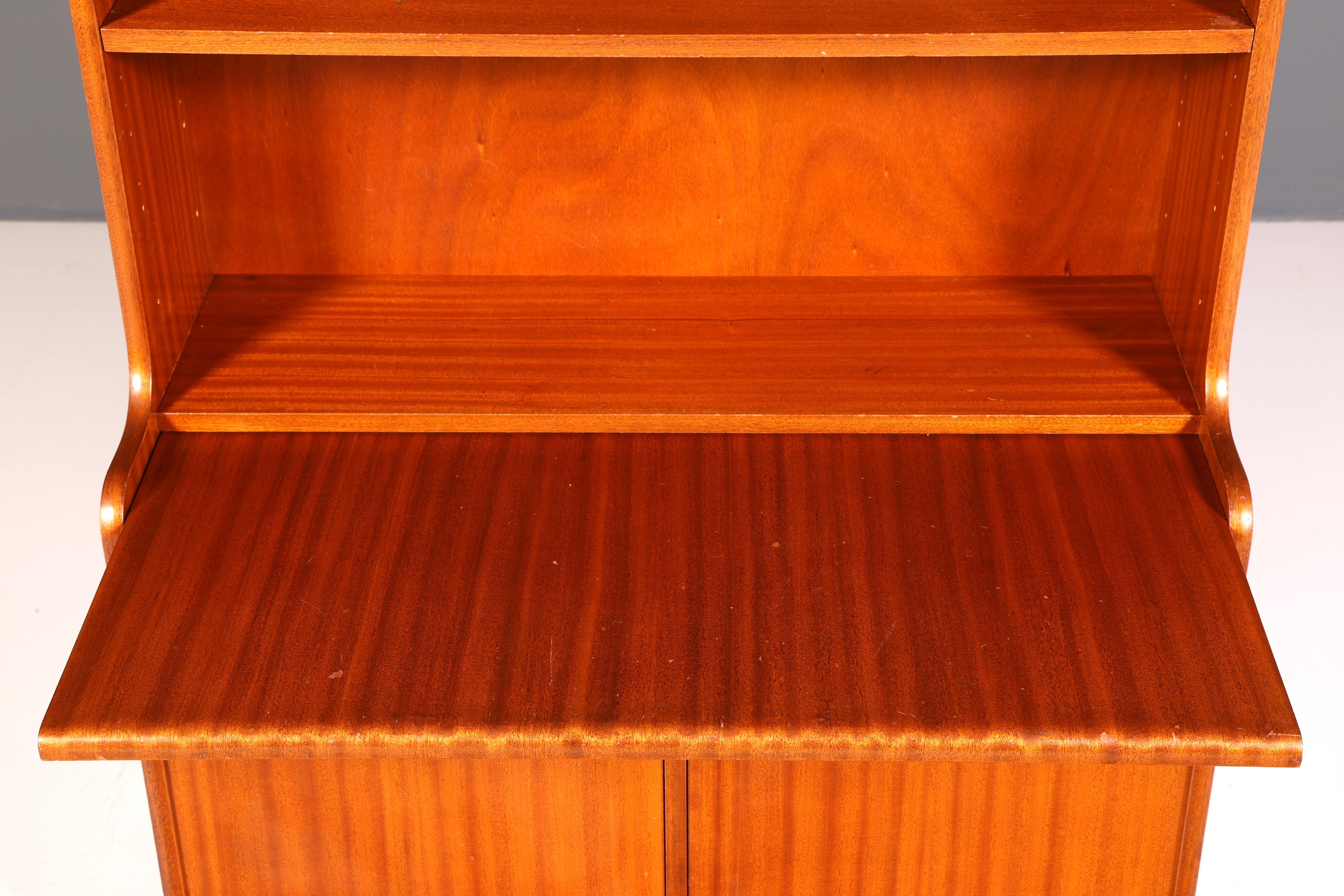 Wunderschöner Mid Century Schrank Bücherregal Vintage Sekretär Highboard Holz Regal 60s