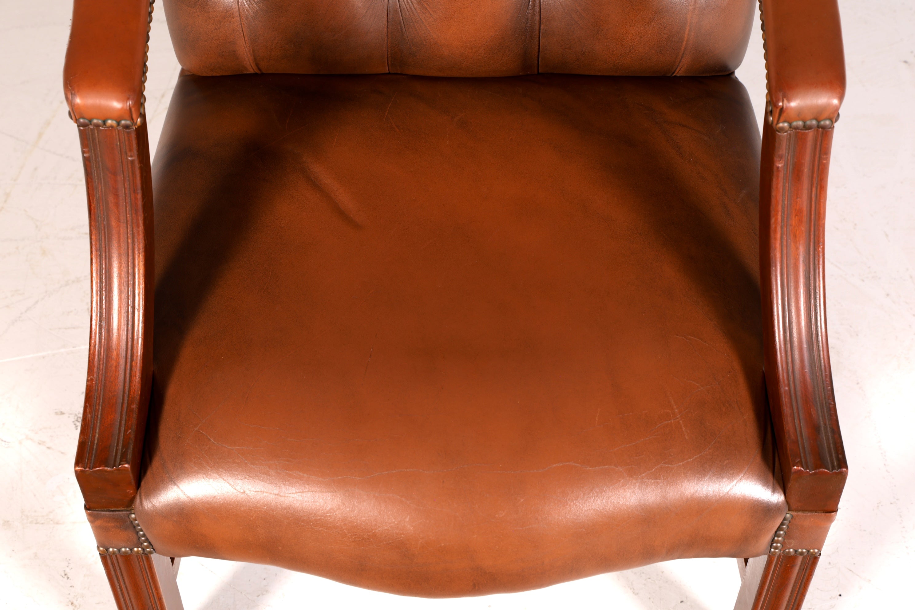 Wunderschöner Original Chesterfield Armlehnstuhl Braun Echt Leder Englisch Herrensessel Sekretär Stuhl Schreibtischstuhl Bürostuhl Antik 1 von 2
