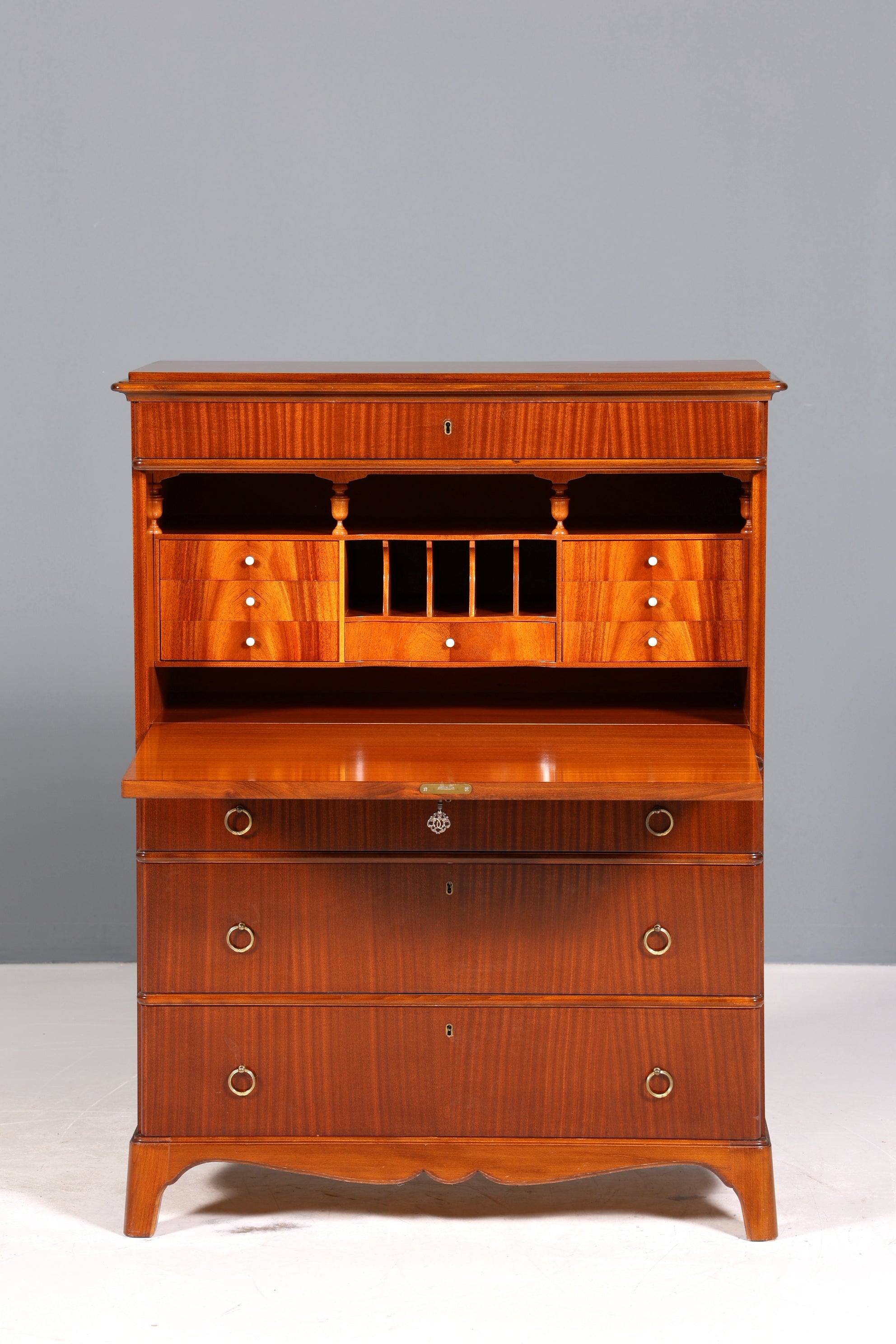 Stilvoller Sekretär im Antik Stil Büro Kommode Art Deco Stil 50s Vertiko Schreibkommode Kommode