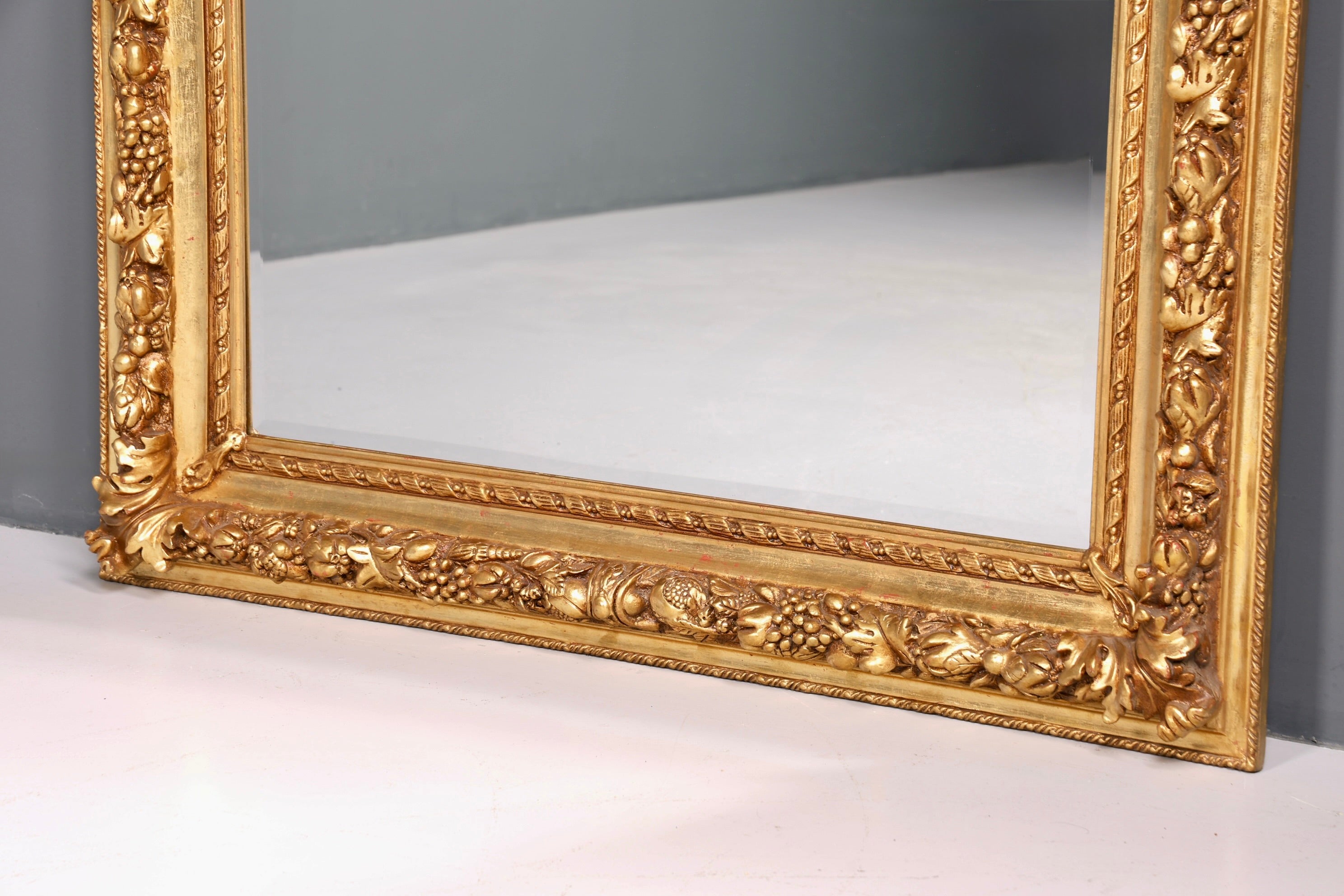 Beeindruckender XXL Prunk Barock Stil Standspiegel Antik Stil Gold Ornament Flurspiegel Spiegel