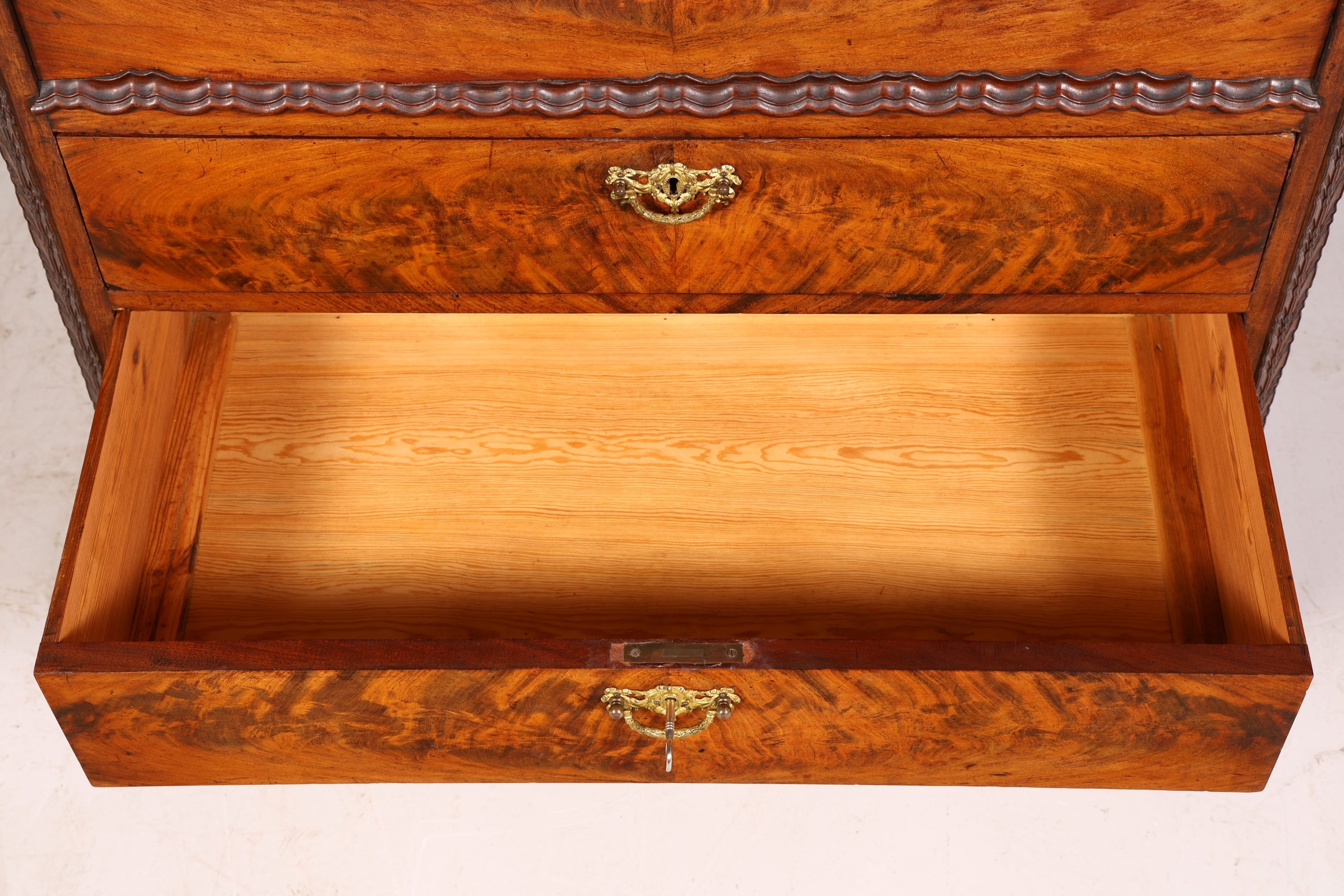 Stilvoller Louis Philippe Sekretär Vertiko Gründerzeit Kommode Schubladenkommode Antik um 1880 Chiffoniere