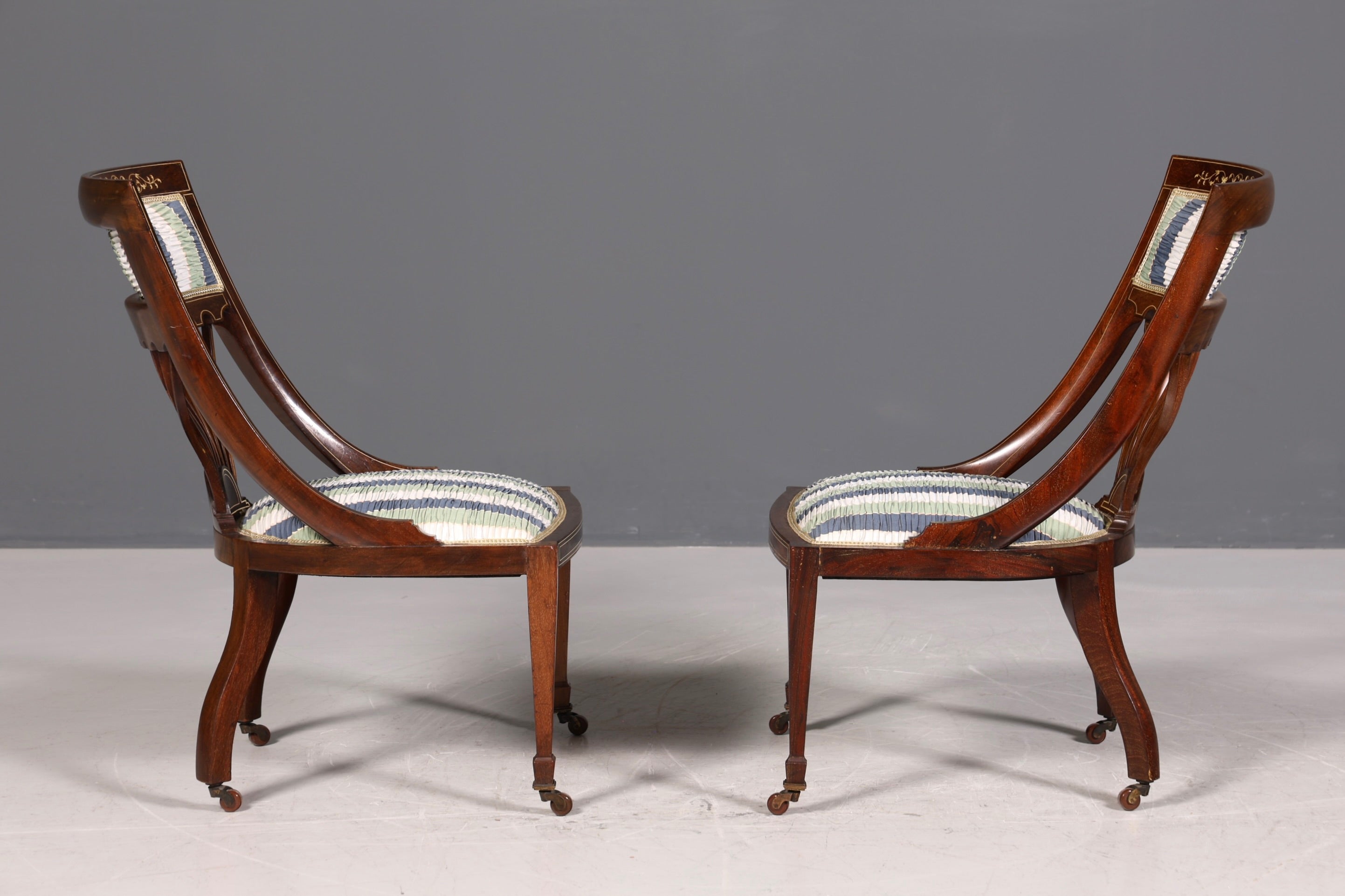 F695 Finition 2x Chaises anglaises élégantes, chaises de salle à manger anglaises, chaises de cuisine antiques des années 1960, ensemble de chaises