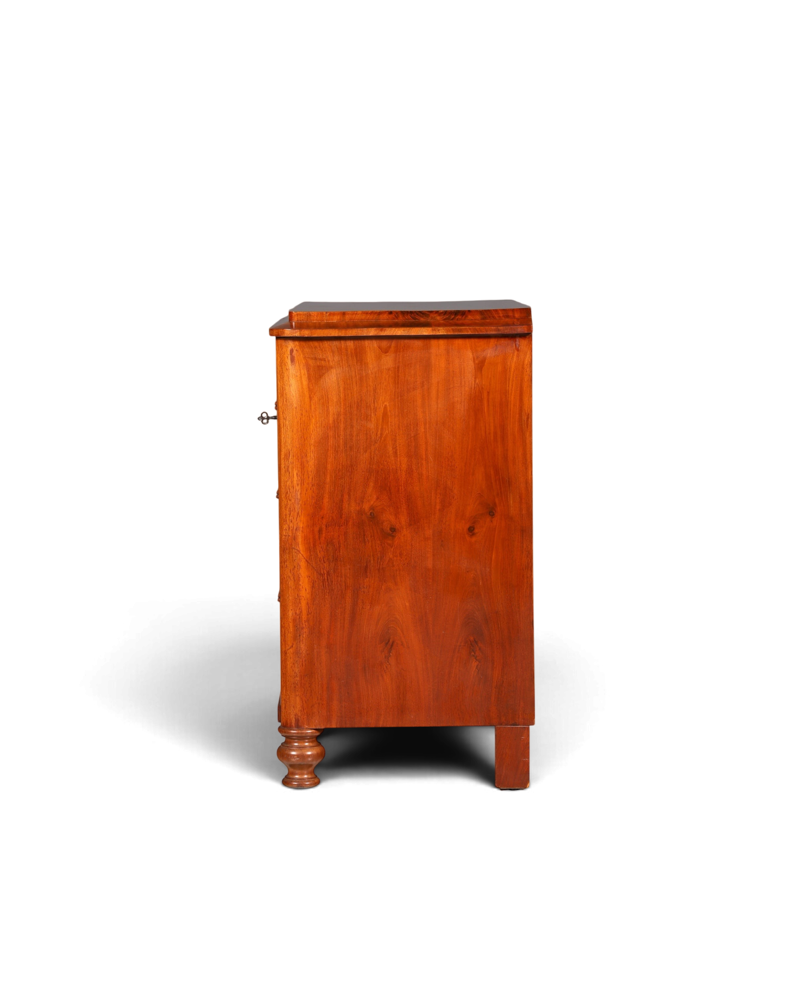 Hauptstadt Möblerei Louis Philippe Kommode aus Nussbaumholz, Seitenansicht der antiken Schubladenkommode um 1890