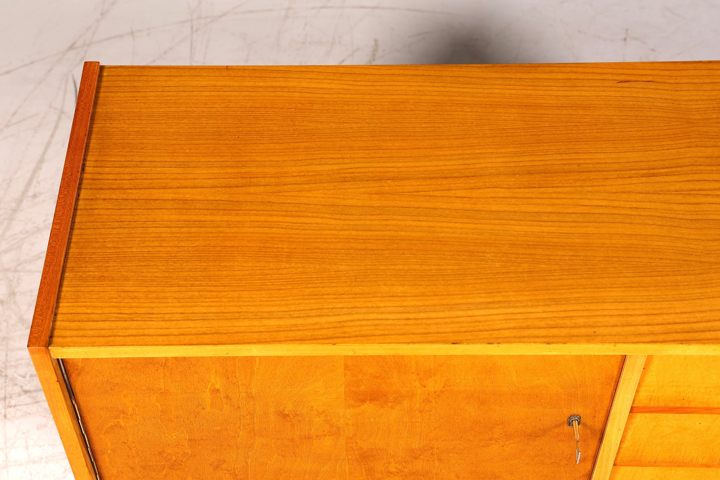 Wunderschönes Mid Century Sideboard Vintage TV Kommode 60er Schrank Anrichte Lowboard echt Holz