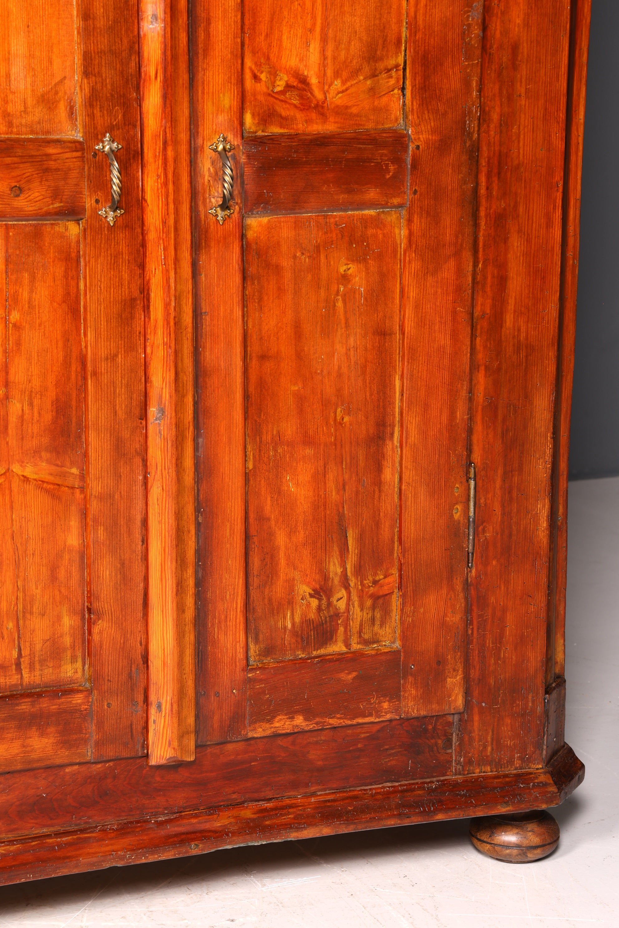Beautiful Antique Baroque Farmhouse Cabinet Hallway Cabinet Wardrobe Linen Cabinet Solid Wood