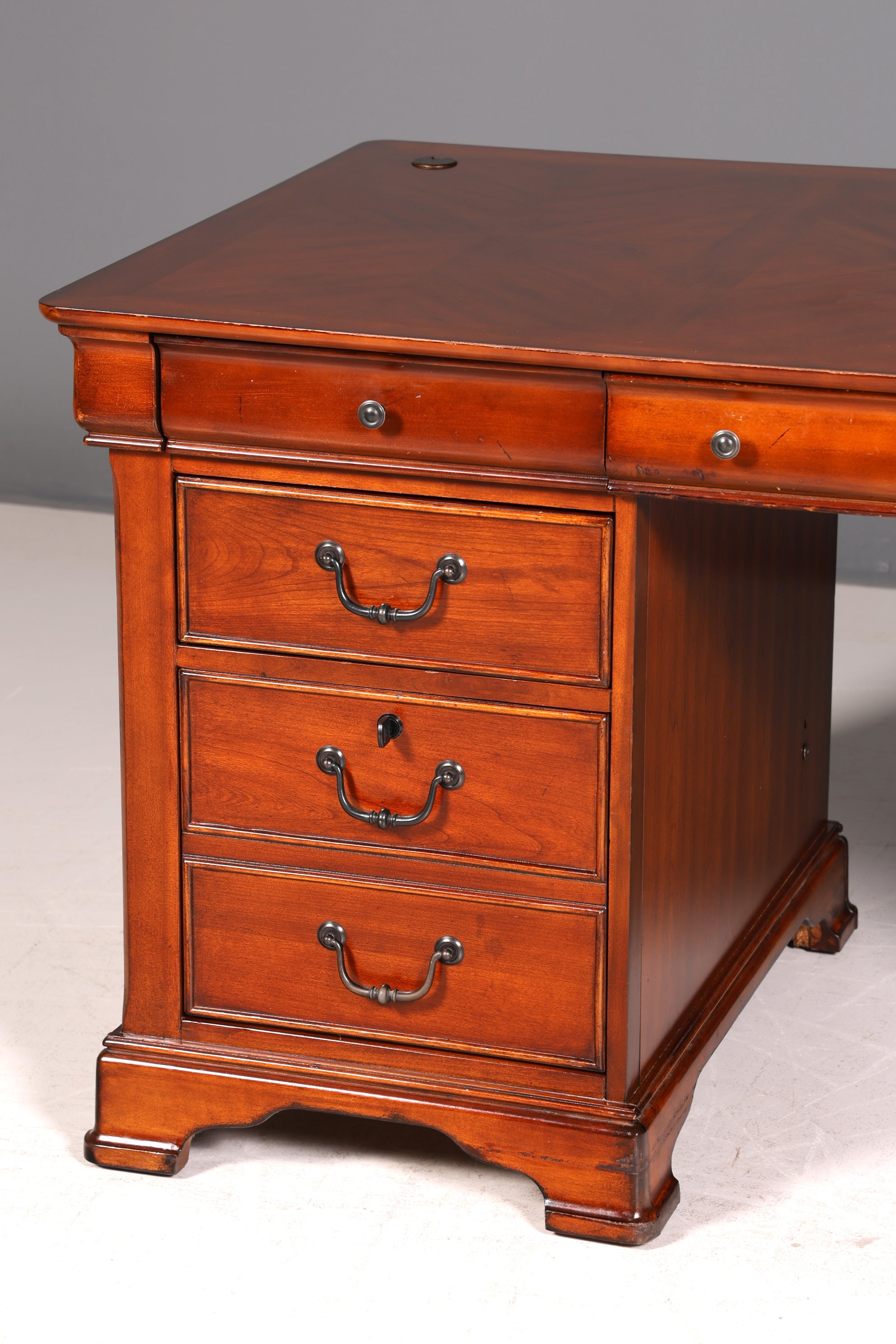 Wunderschöner Englischer Schreibtisch Liberty Furniture Bürotisch Antik Office Desk
