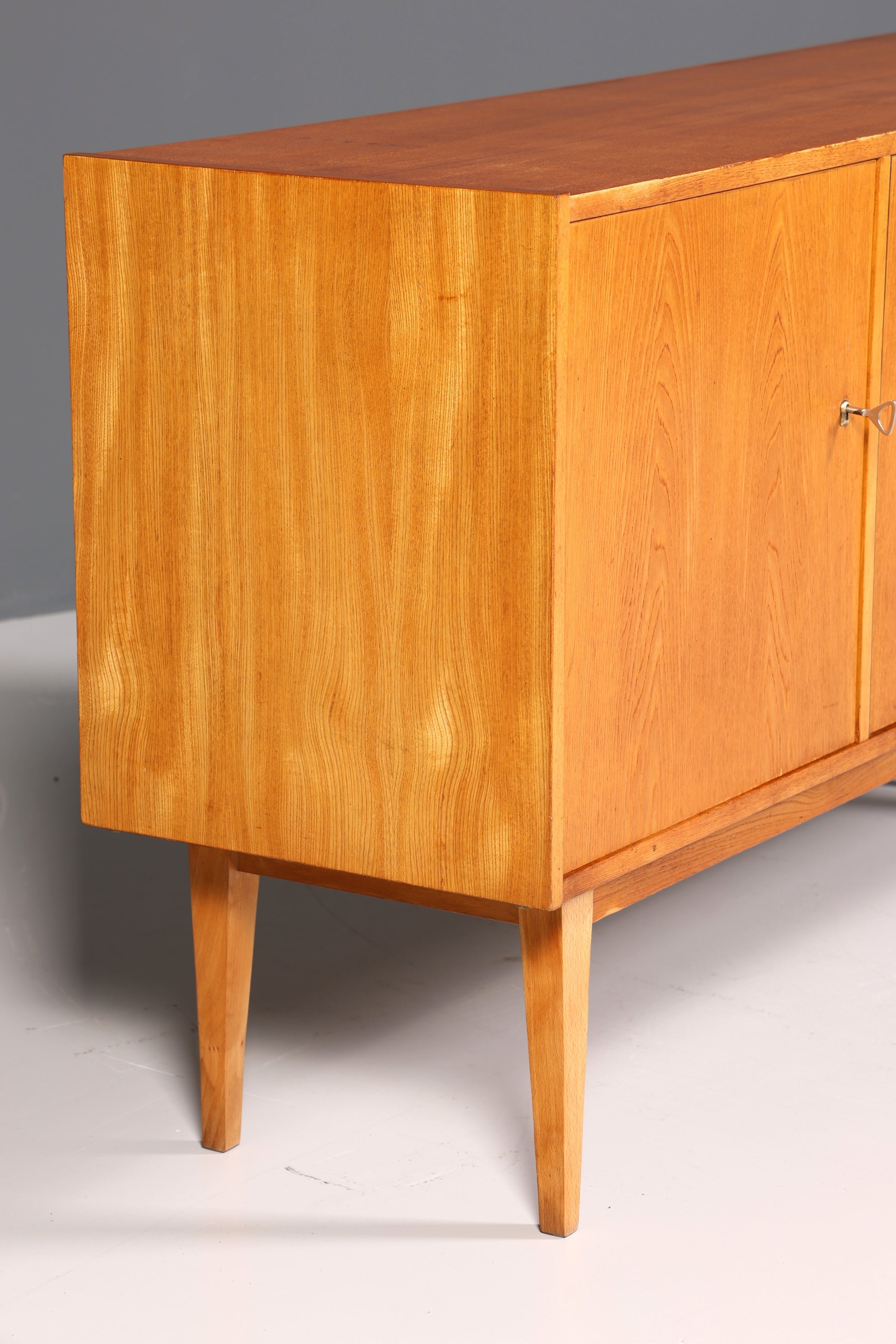 Wunderschönes Original Hellerau Sideboard Franz Ehrlich 602 Schrank Mid Century TV Schrank VEB