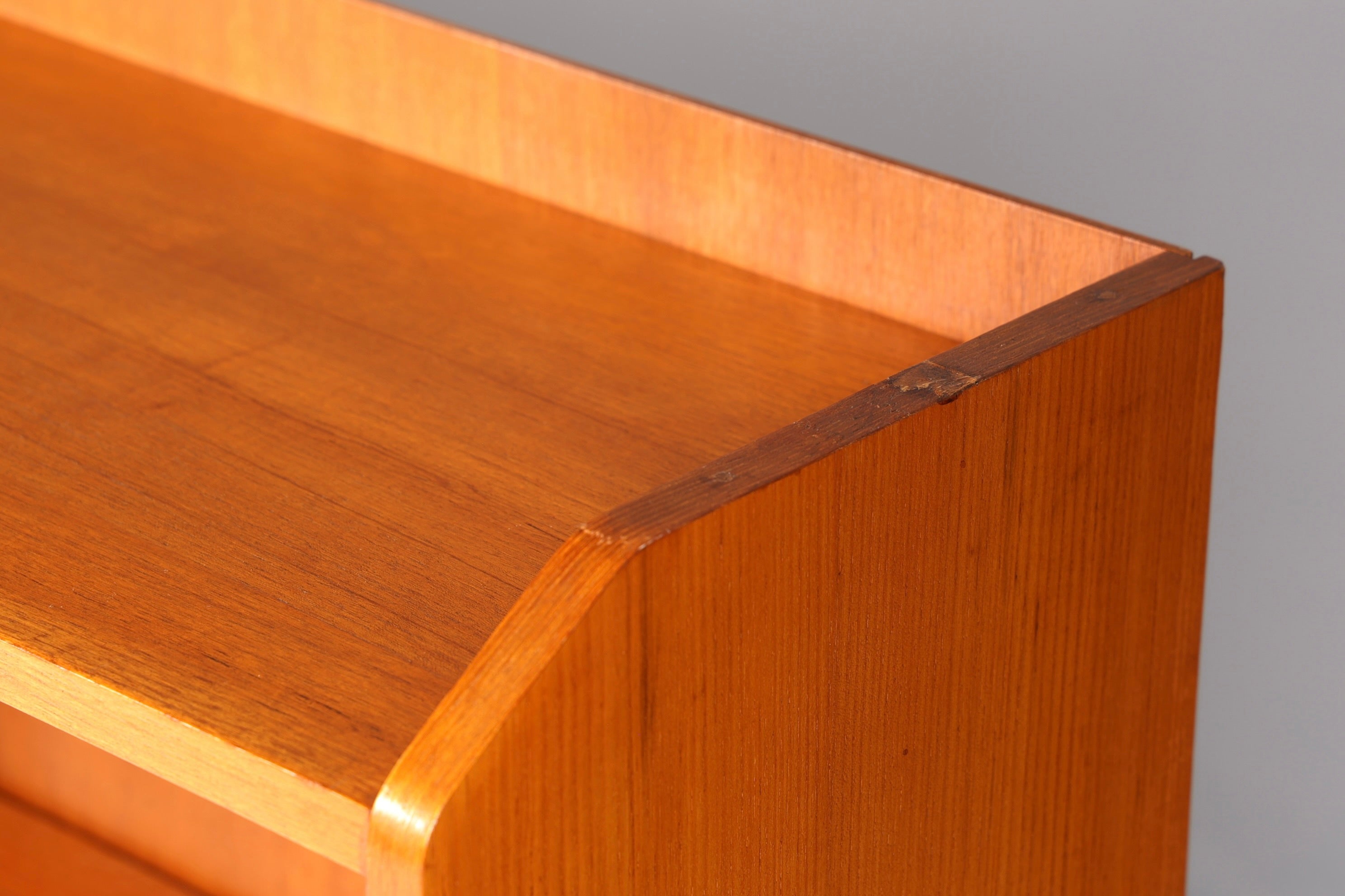 Edles Mid Century Regal Vintage Bücherregal Schrank Buchablage 60s Bookshelf Designer Holz Retro