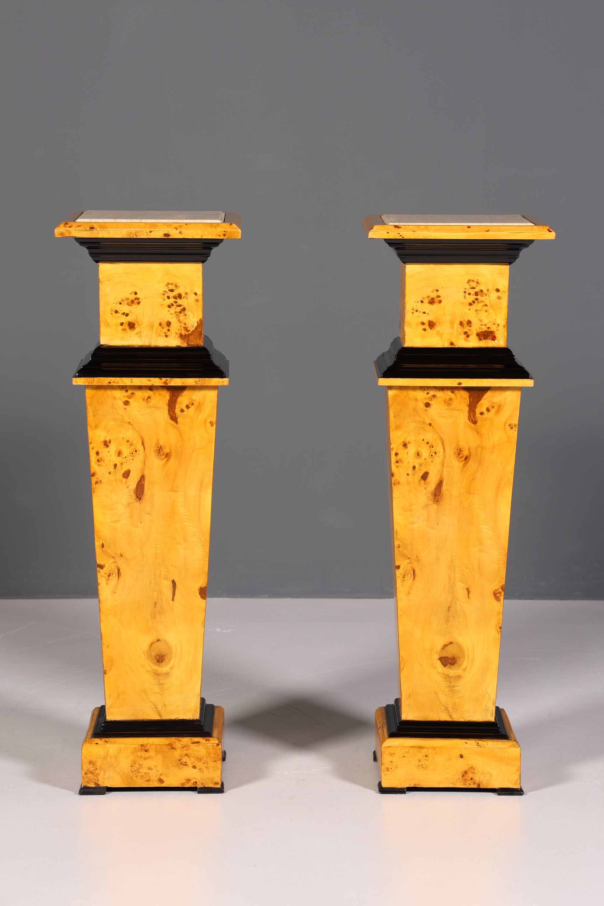 Traumhafte Biedermeier Stil Säule Blumensäule Marmor Blumentisch Ablagetisch