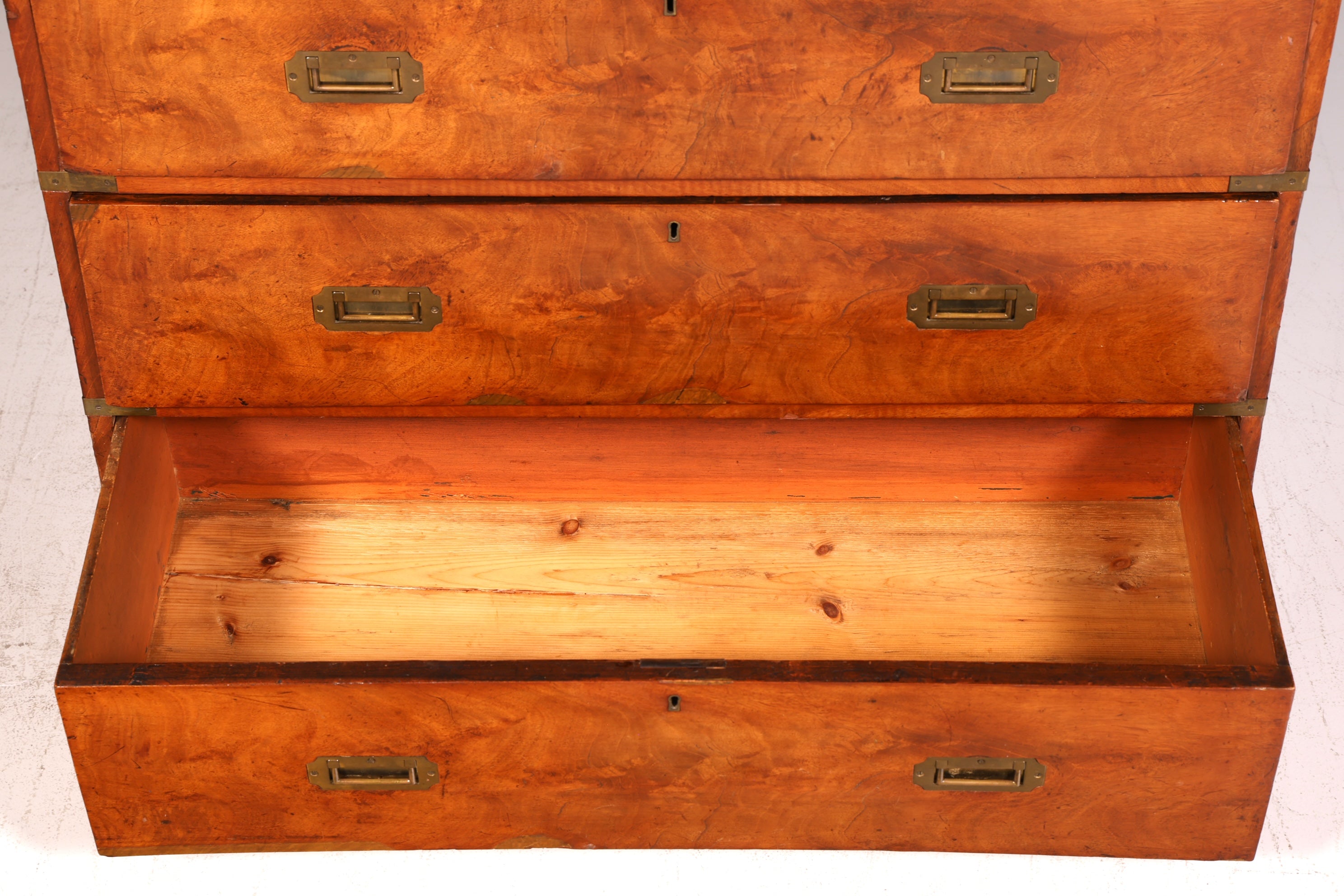 Wunderschöne Maritime Kommode Englisch Military Chest Schrank Schubladenkommode Wäschekommode Antik