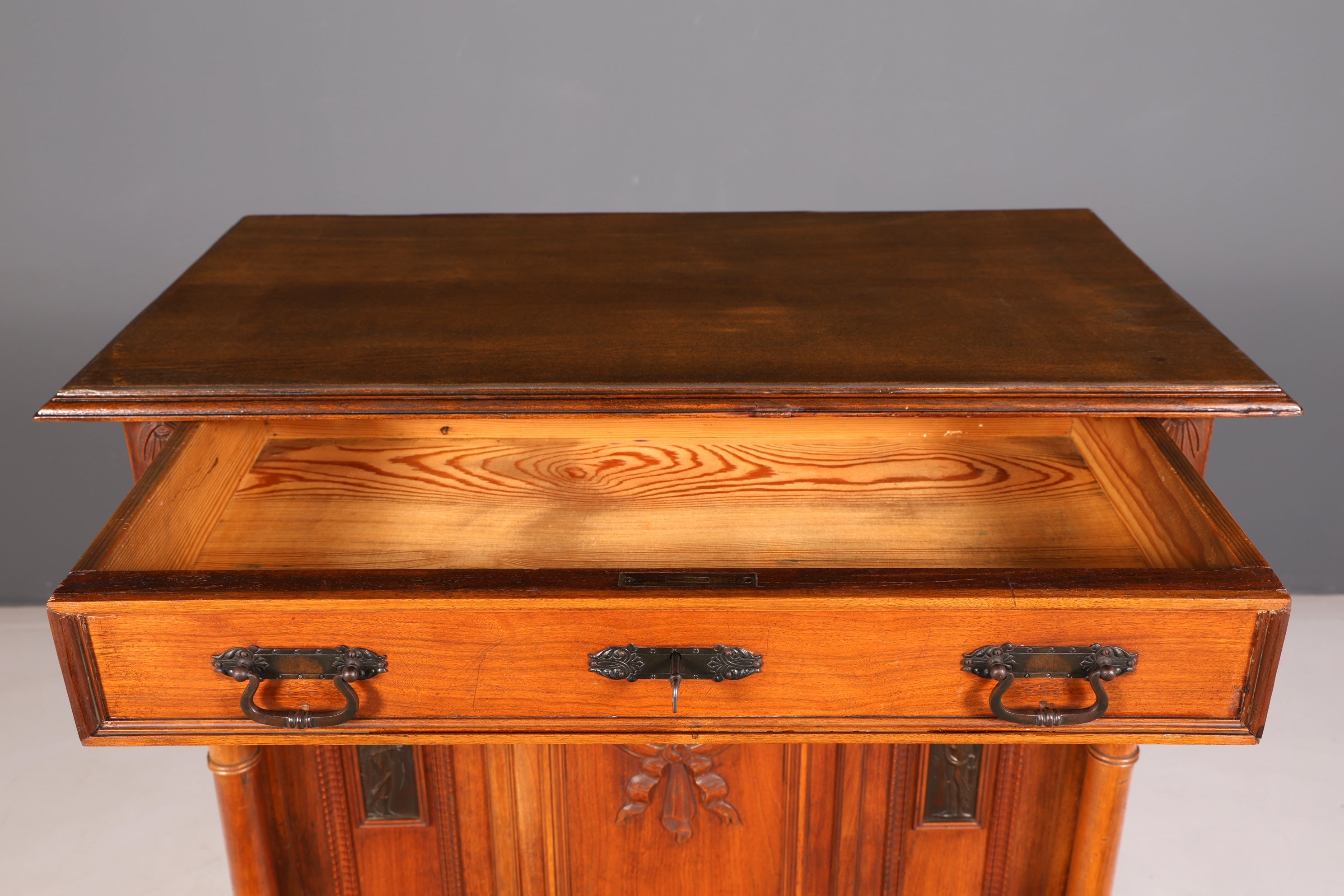 Wunderschöner Jugendstil Vertiko Schrank Antik Kabinettschrank Kommode um 1900 Massivholz