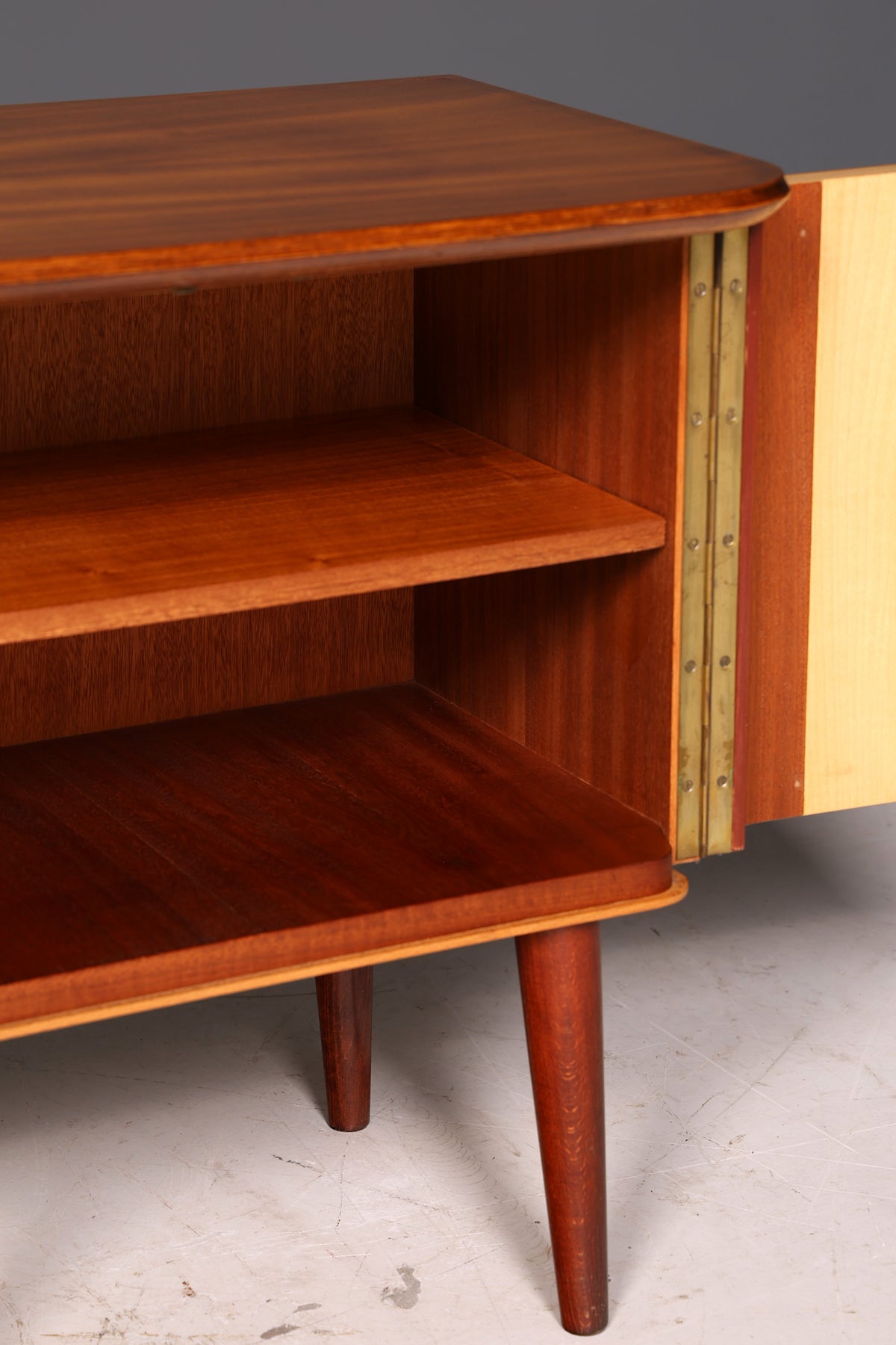 Wunderschöne Mid Century Kommode Vintage Nachttisch 60er Beistellkommode Retro echt Holz