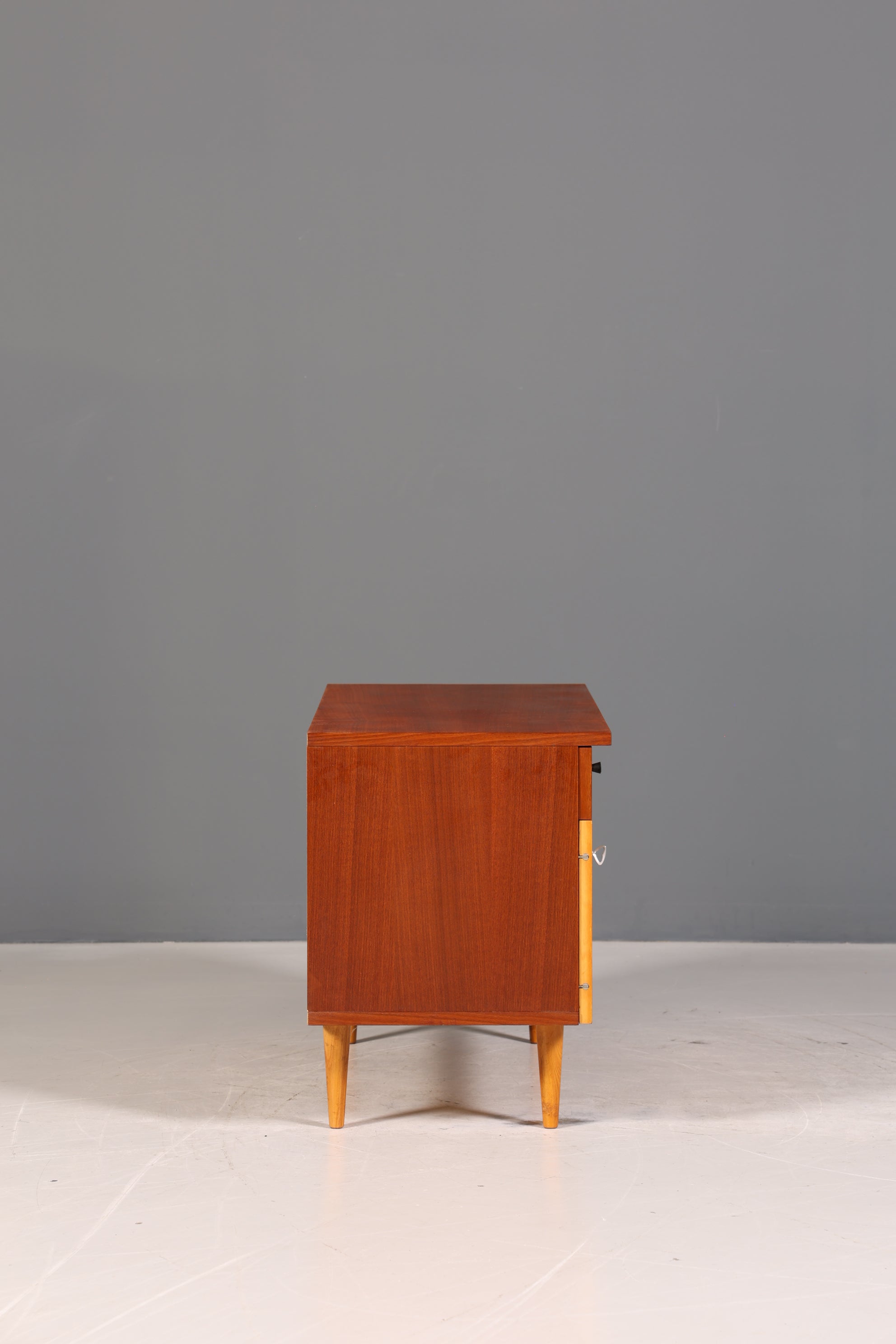 Wunderschöne Mid Century Kommode Vintage Flur Kommode 60s Retro Schrank 2 von 2